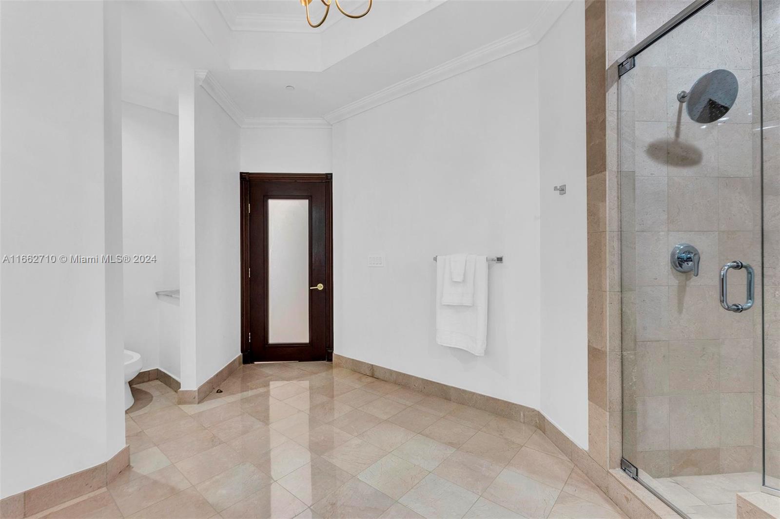 60 Edgewater Dr Unit: PH2D