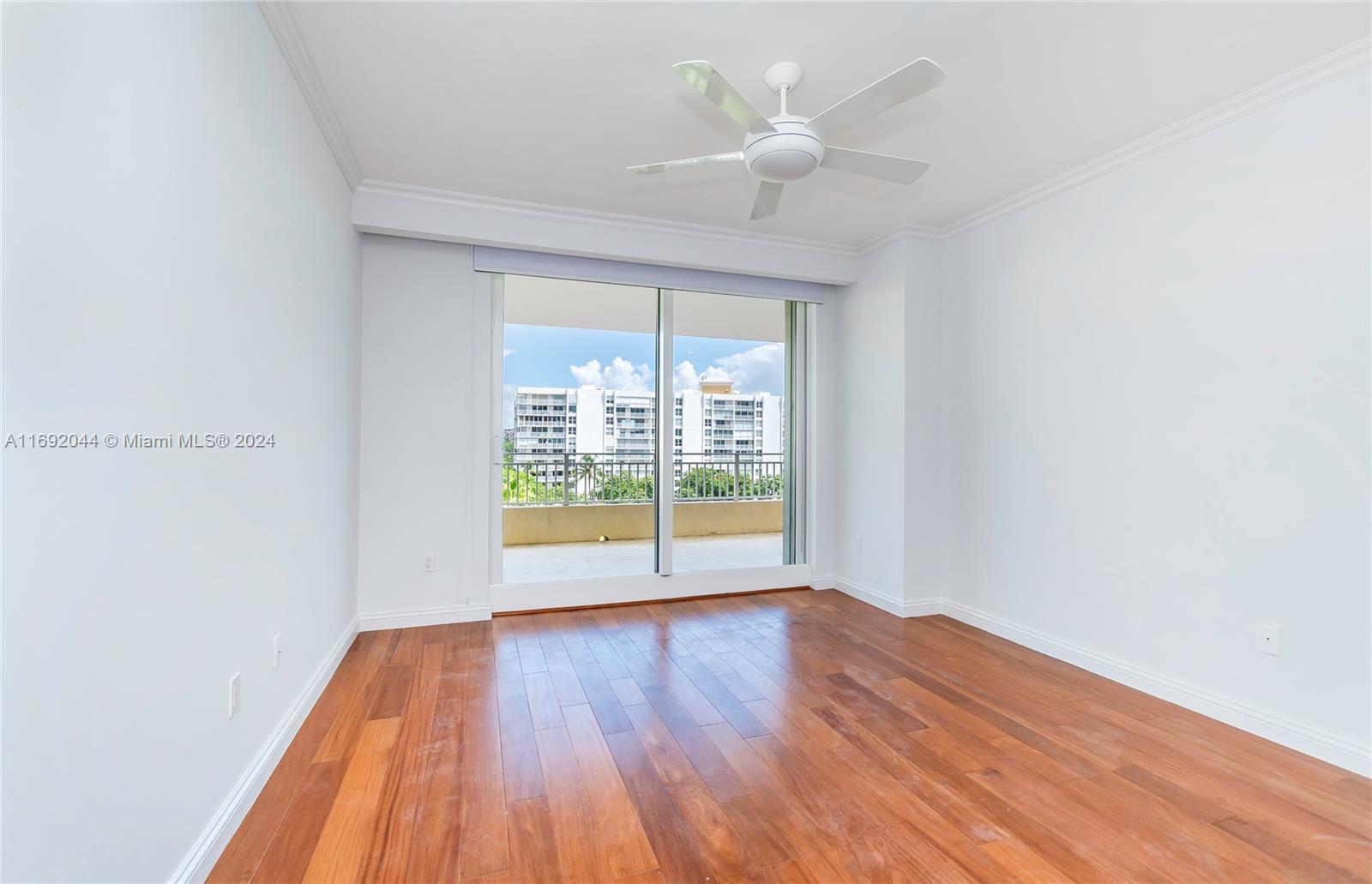 791 Crandon Blvd # 507