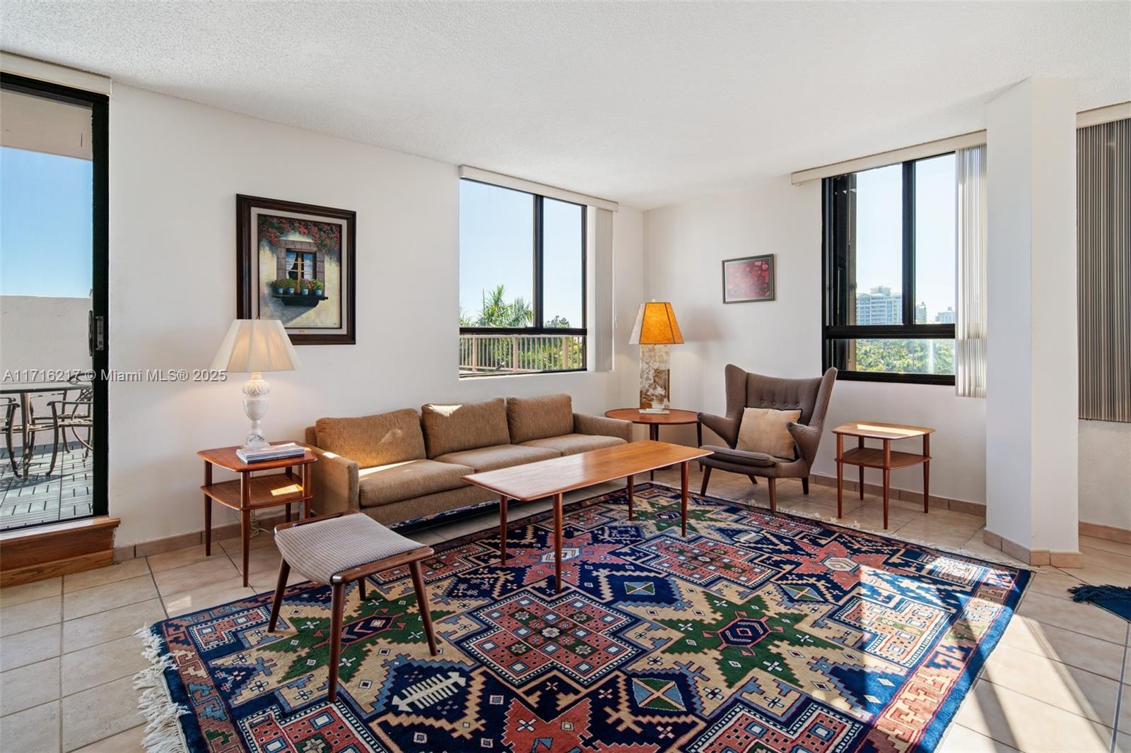 161 Crandon Blvd # 417