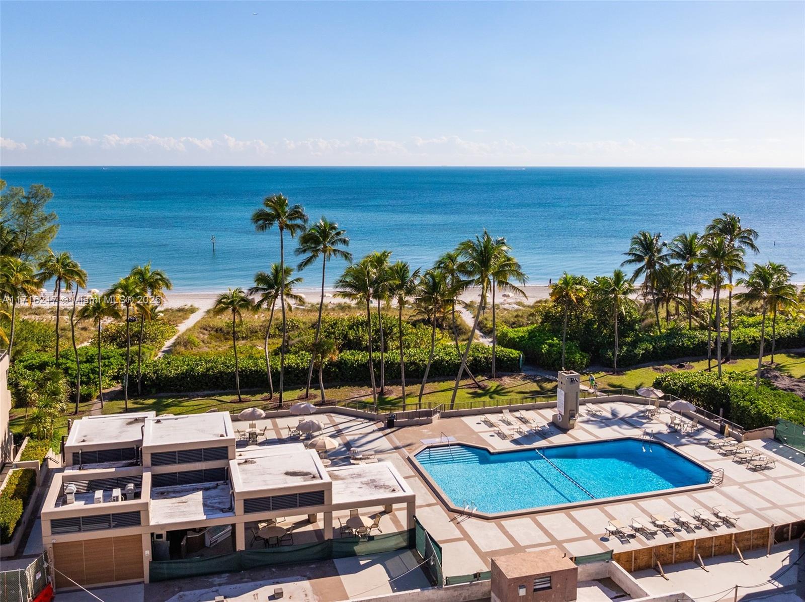 161 Crandon Blvd # 417