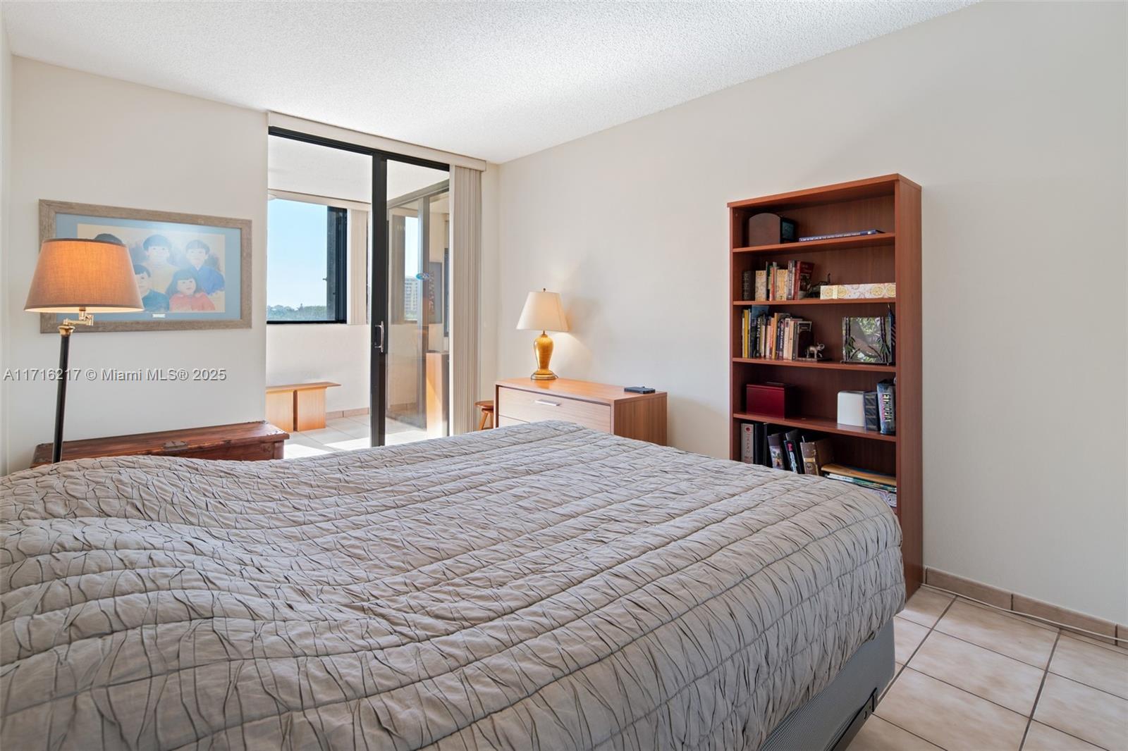 161 Crandon Blvd # 417