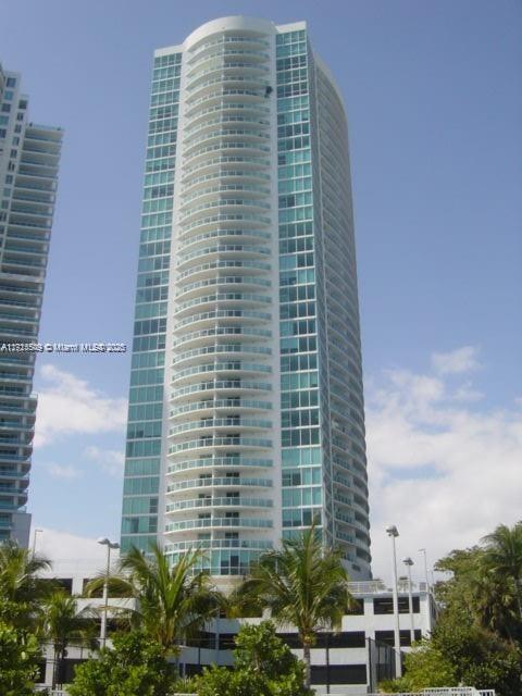 2101 Brickell Ave # 1409
