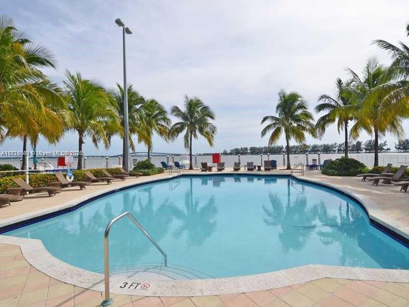 2101 Brickell Ave # 1409