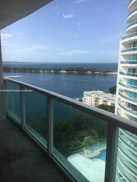 2101 Brickell Ave # 1409