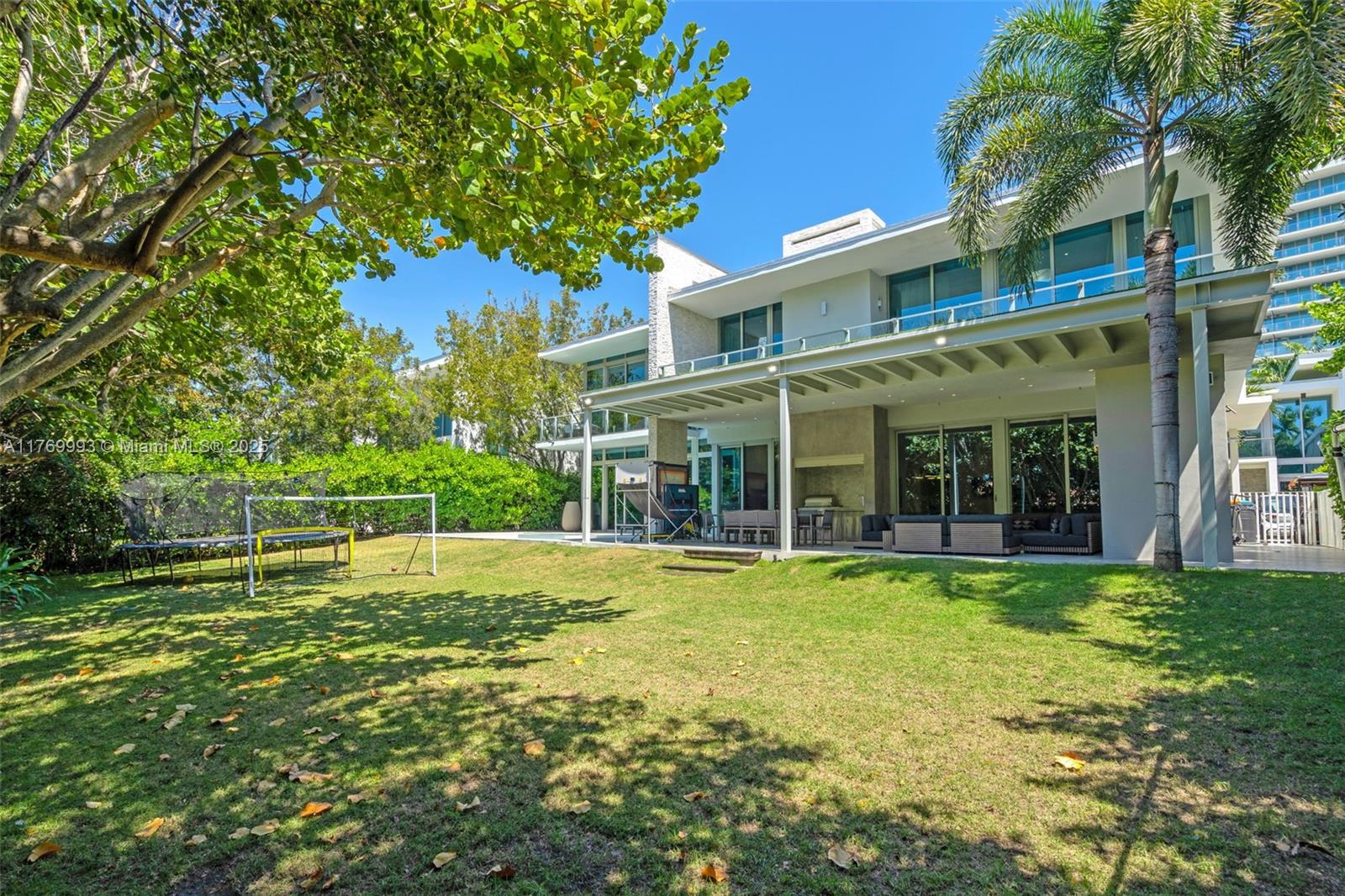 110 Reef Ln # 10