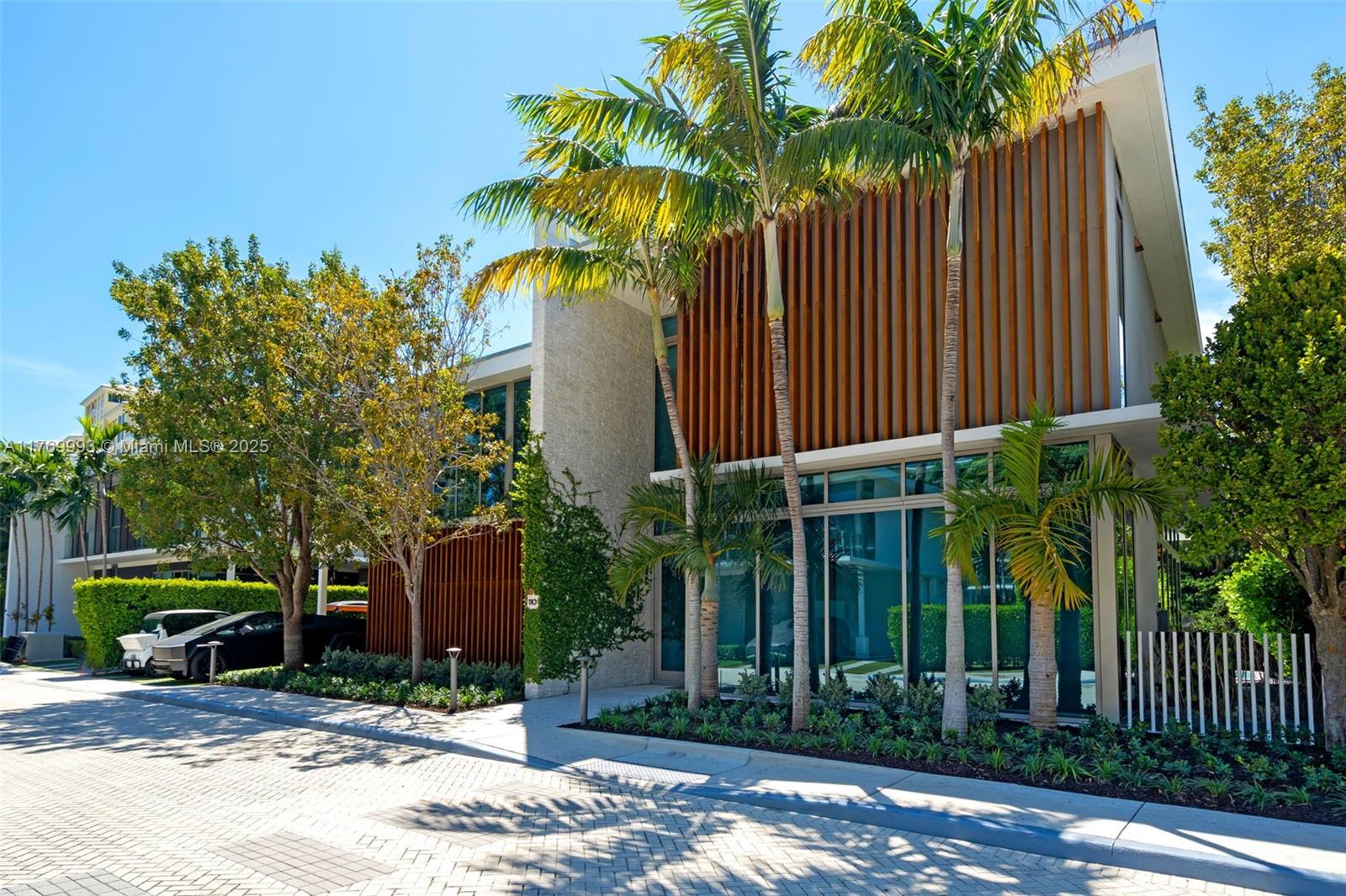 110 Reef Ln # 10