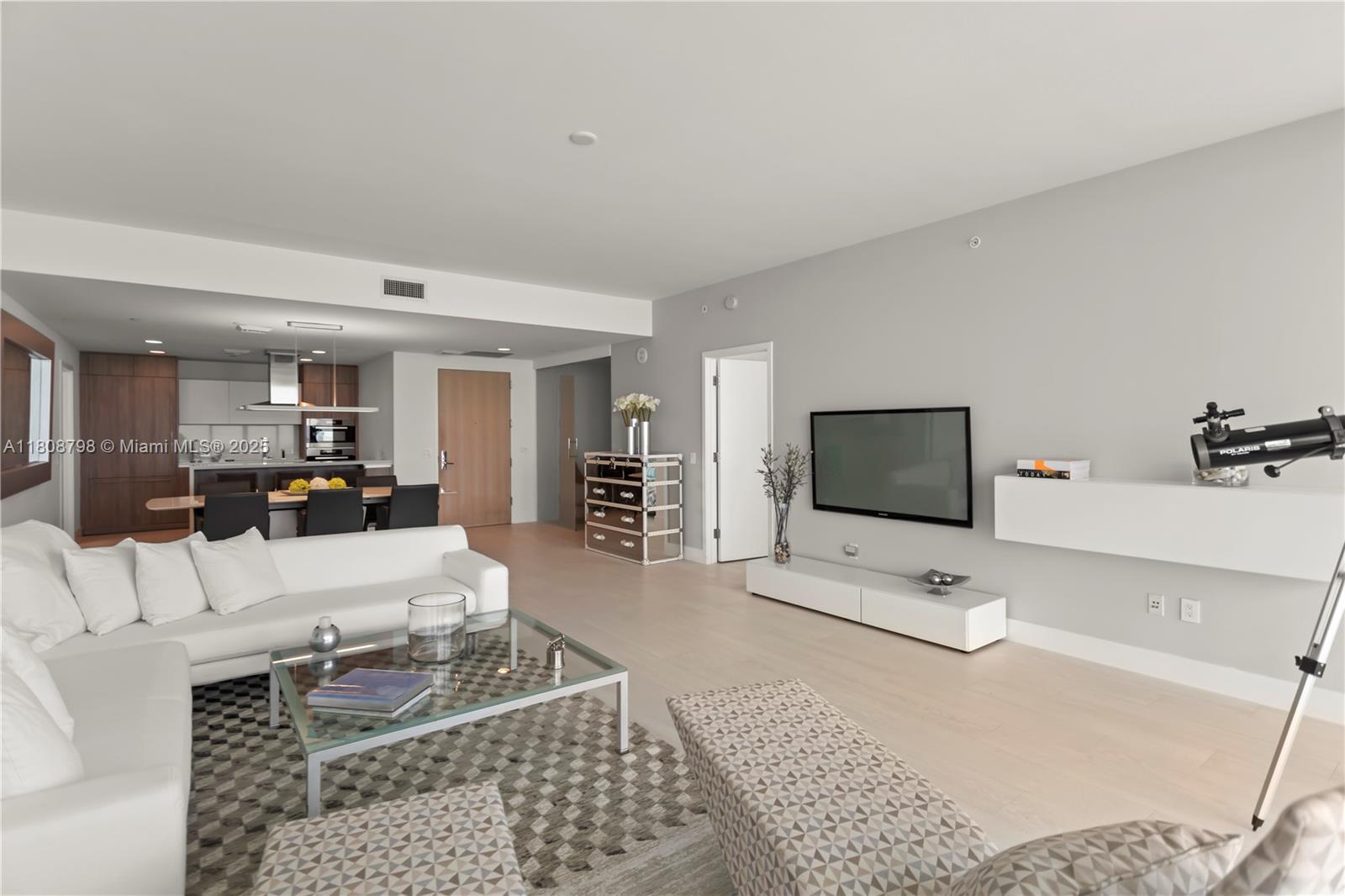 350 Ocean Dr # 904N