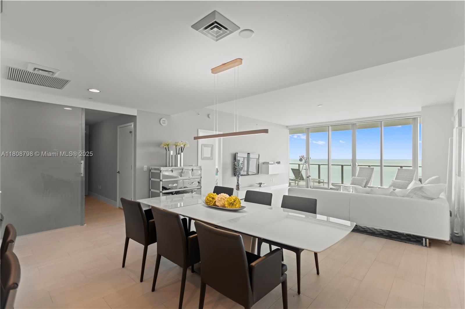 350 Ocean Dr # 904N