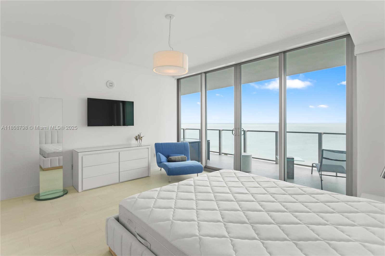 350 Ocean Dr # 904N