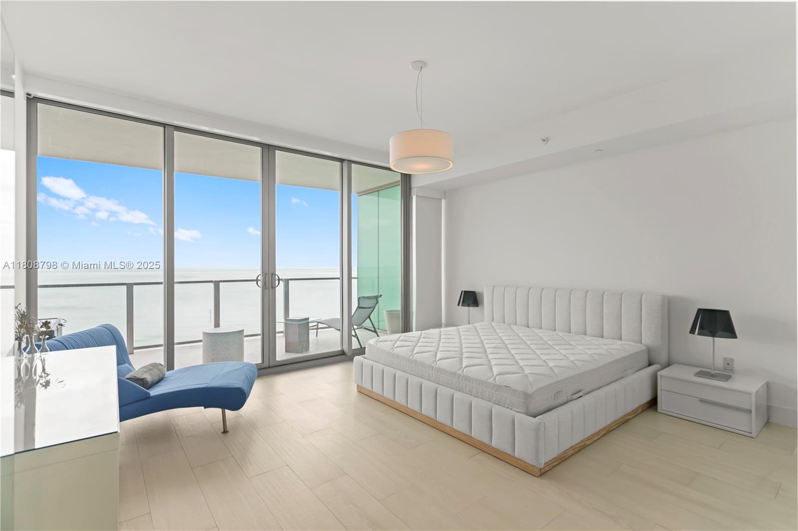 350 Ocean Dr # 904N