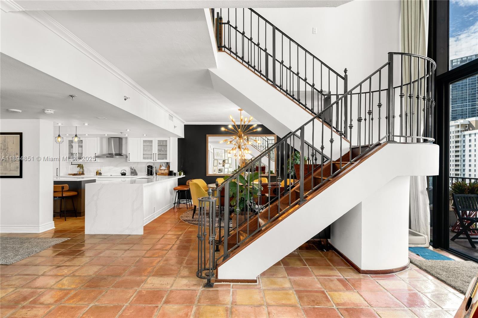 520 Brickell Key Dr Unit: APH00