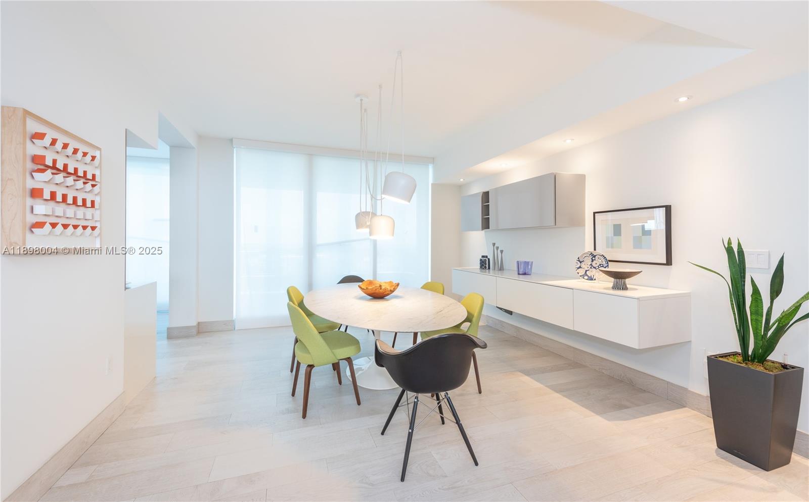 785 Crandon Blvd # 1106, Key Biscayne Unit: 1106