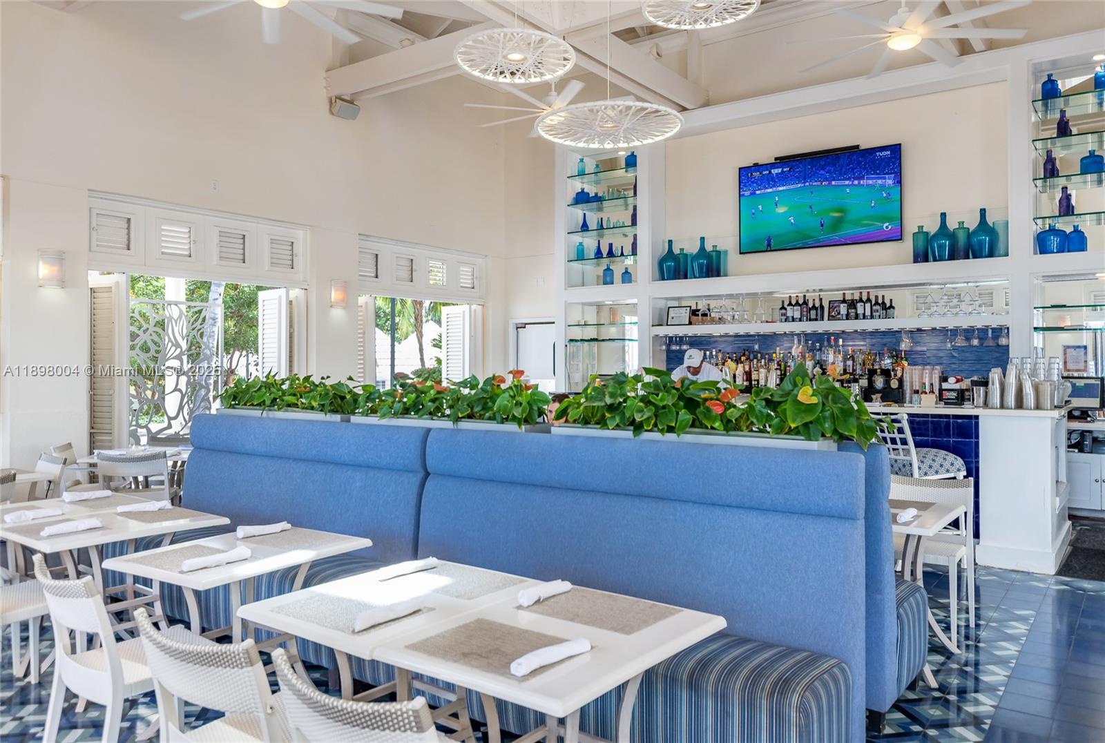 785 Crandon Blvd # 1106, Key Biscayne Unit: 1106