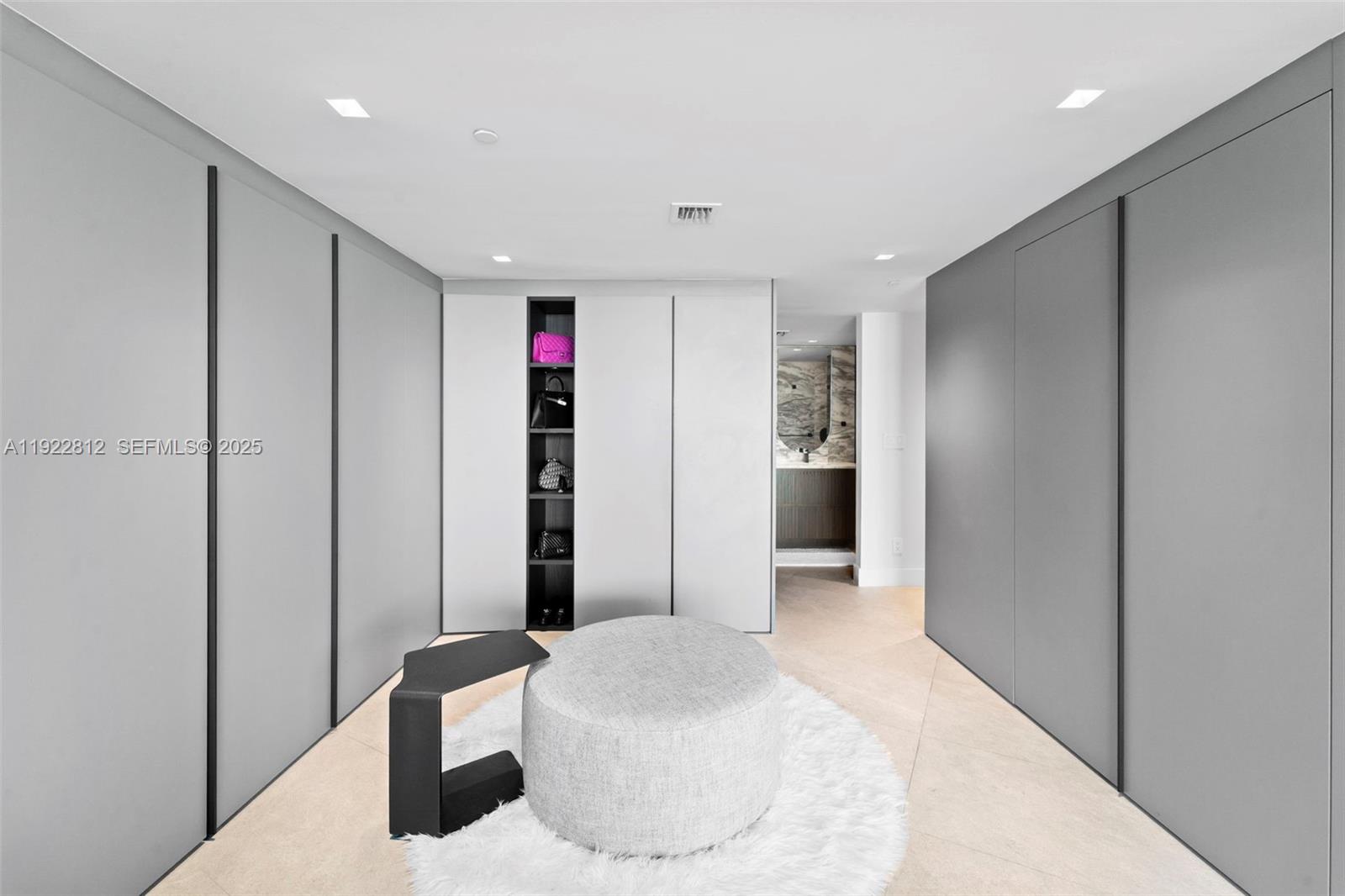 2127 Brickell Ave # 3005