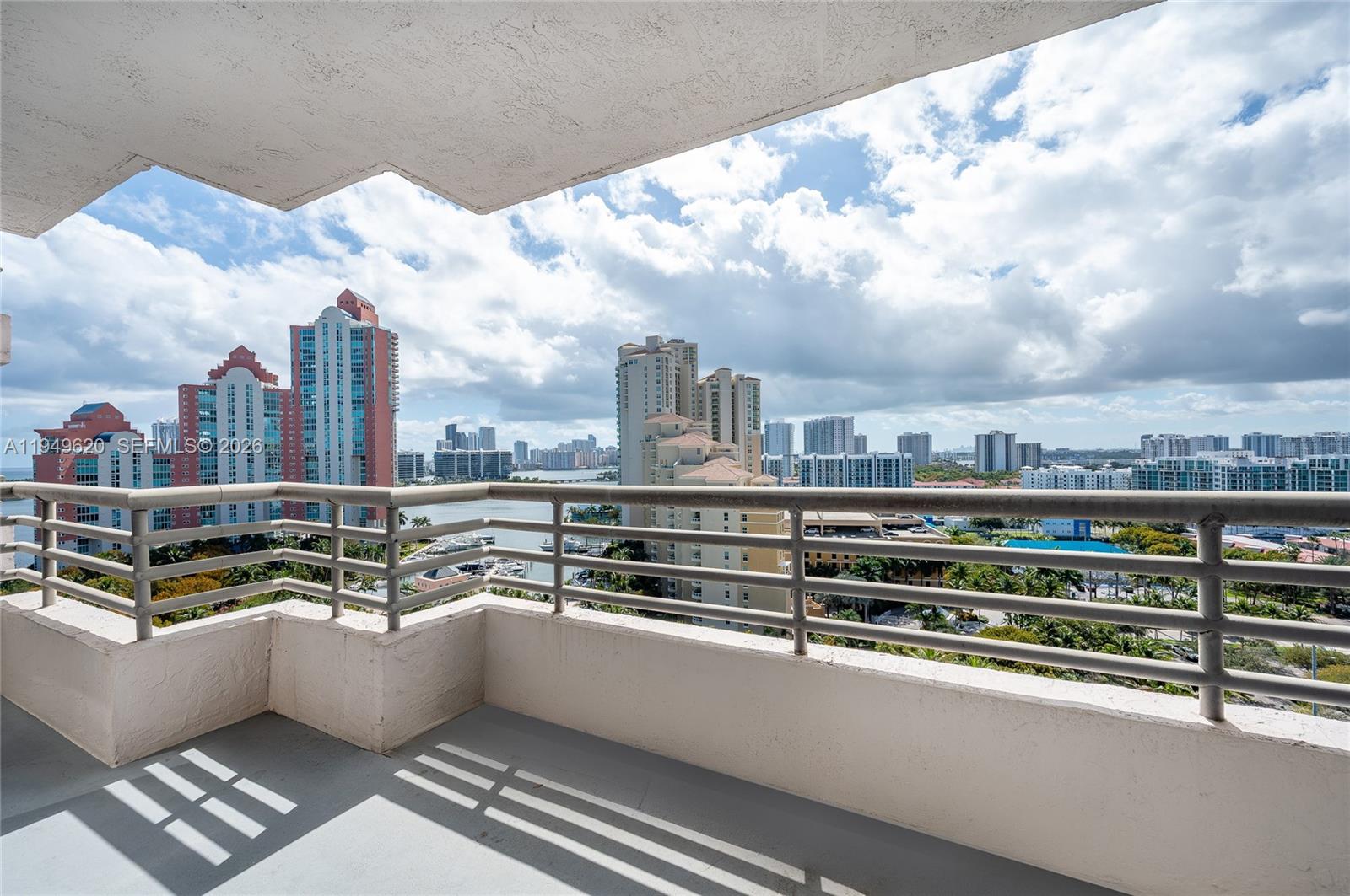 3300 NE 191st St # 1915