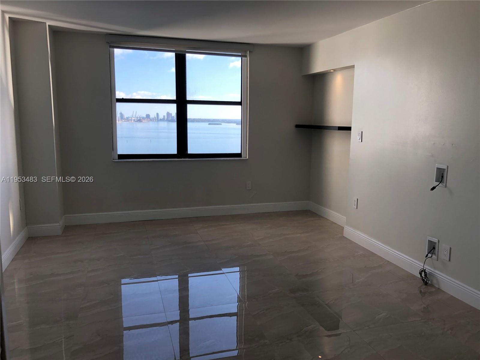 2333 Brickell Ave # 2609