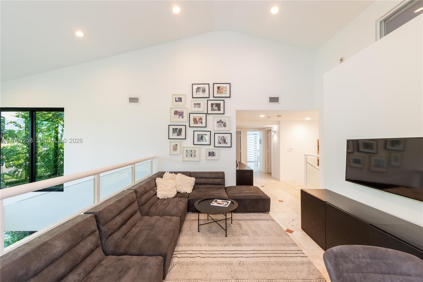 650 Curtiswood Dr # 0