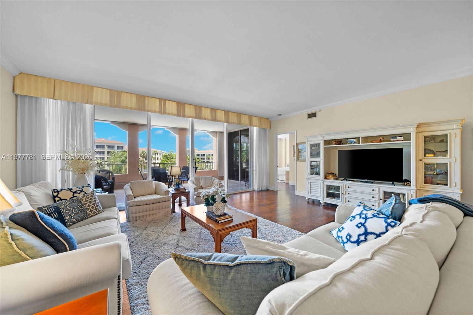 733 Crandon Blvd # 405