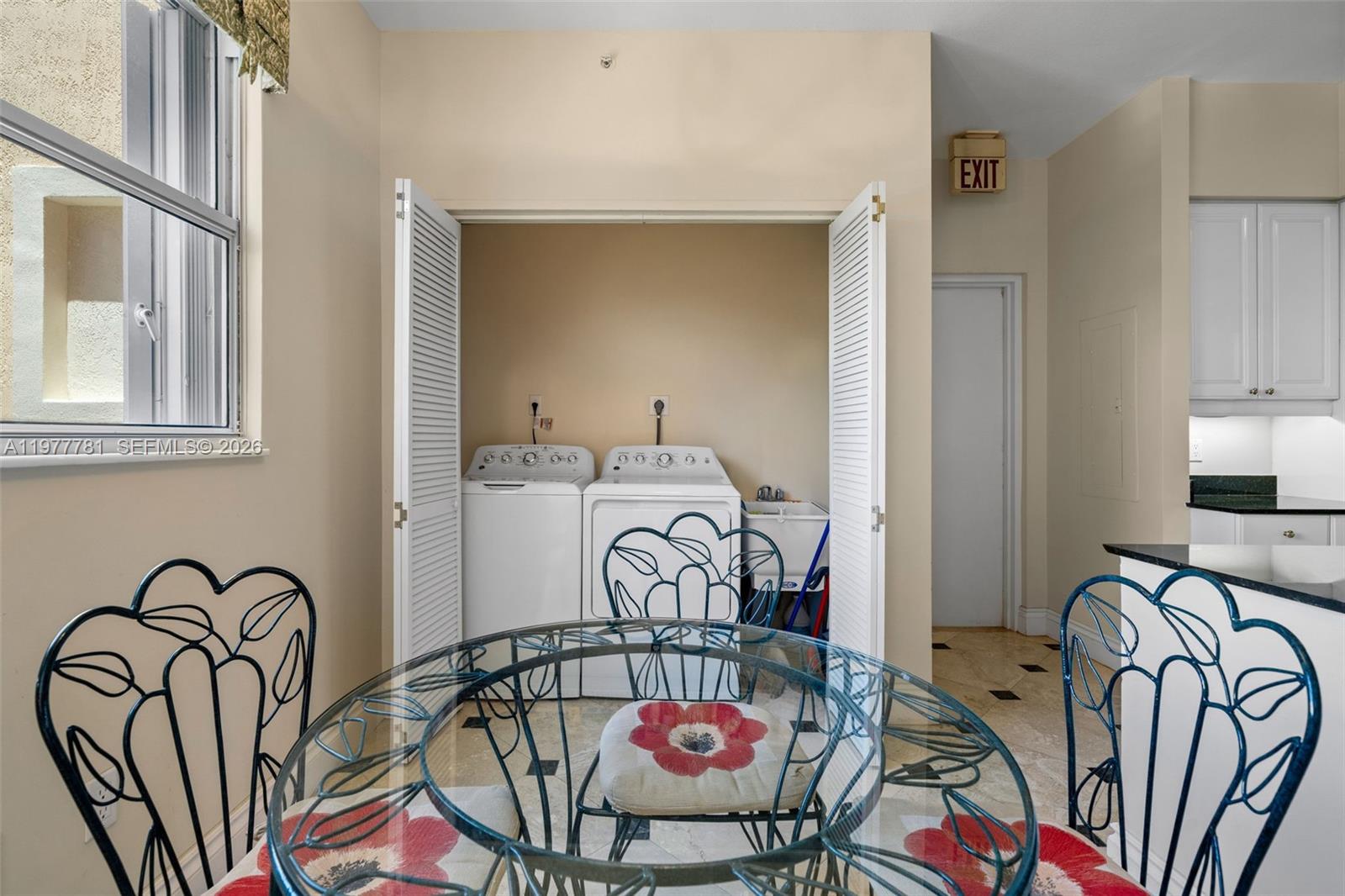 733 Crandon Blvd # 405