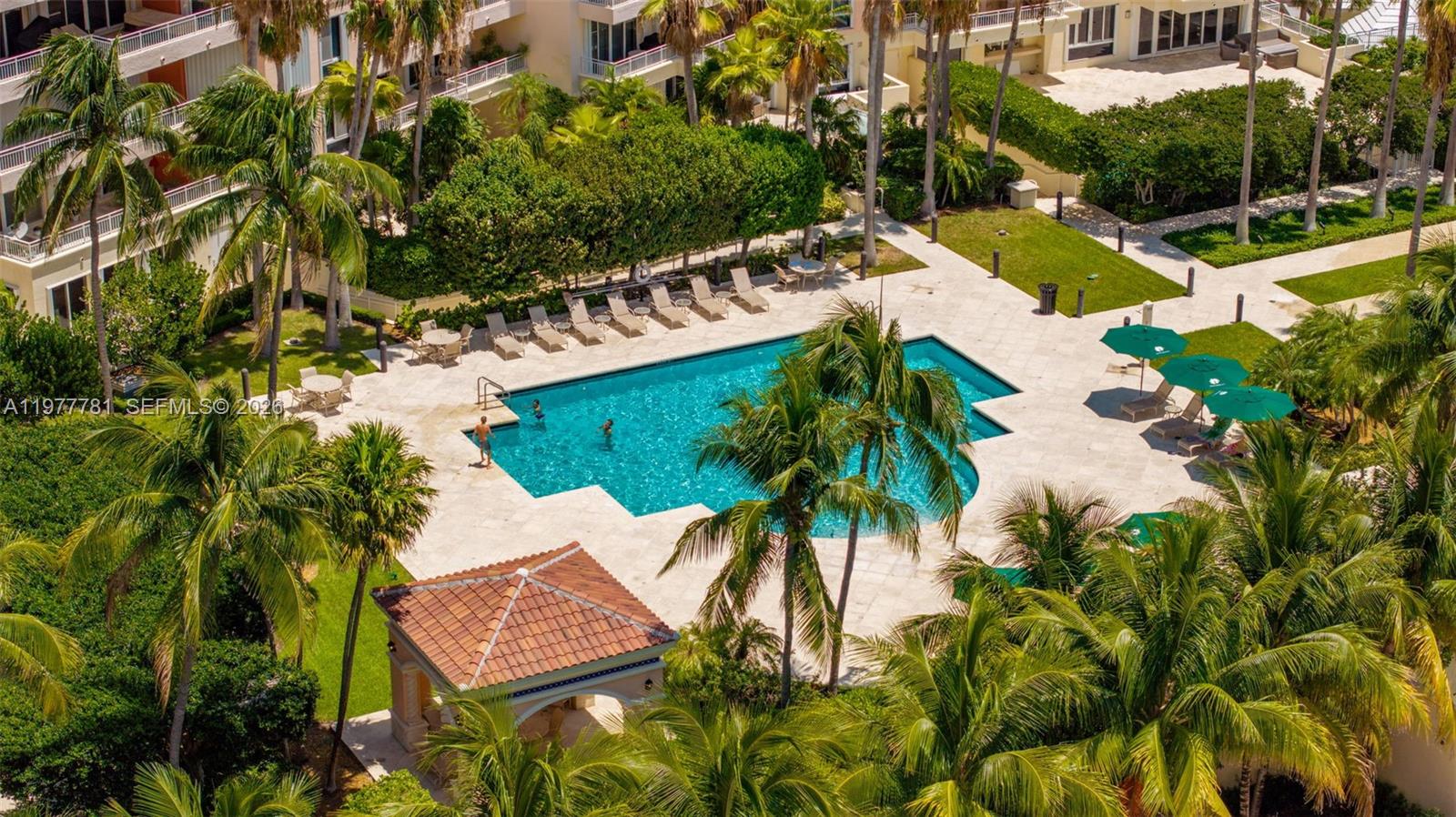 733 Crandon Blvd # 405