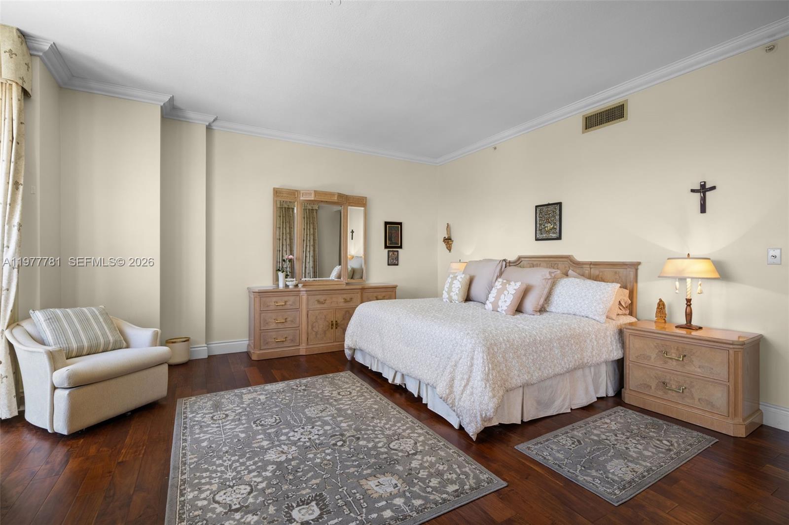 733 Crandon Blvd # 405