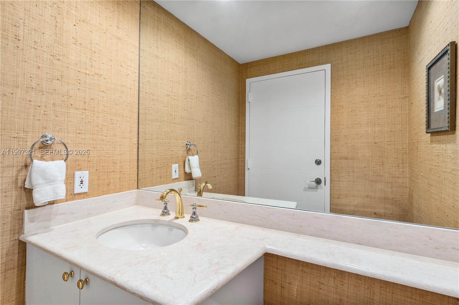 791 Crandon Blvd # 405