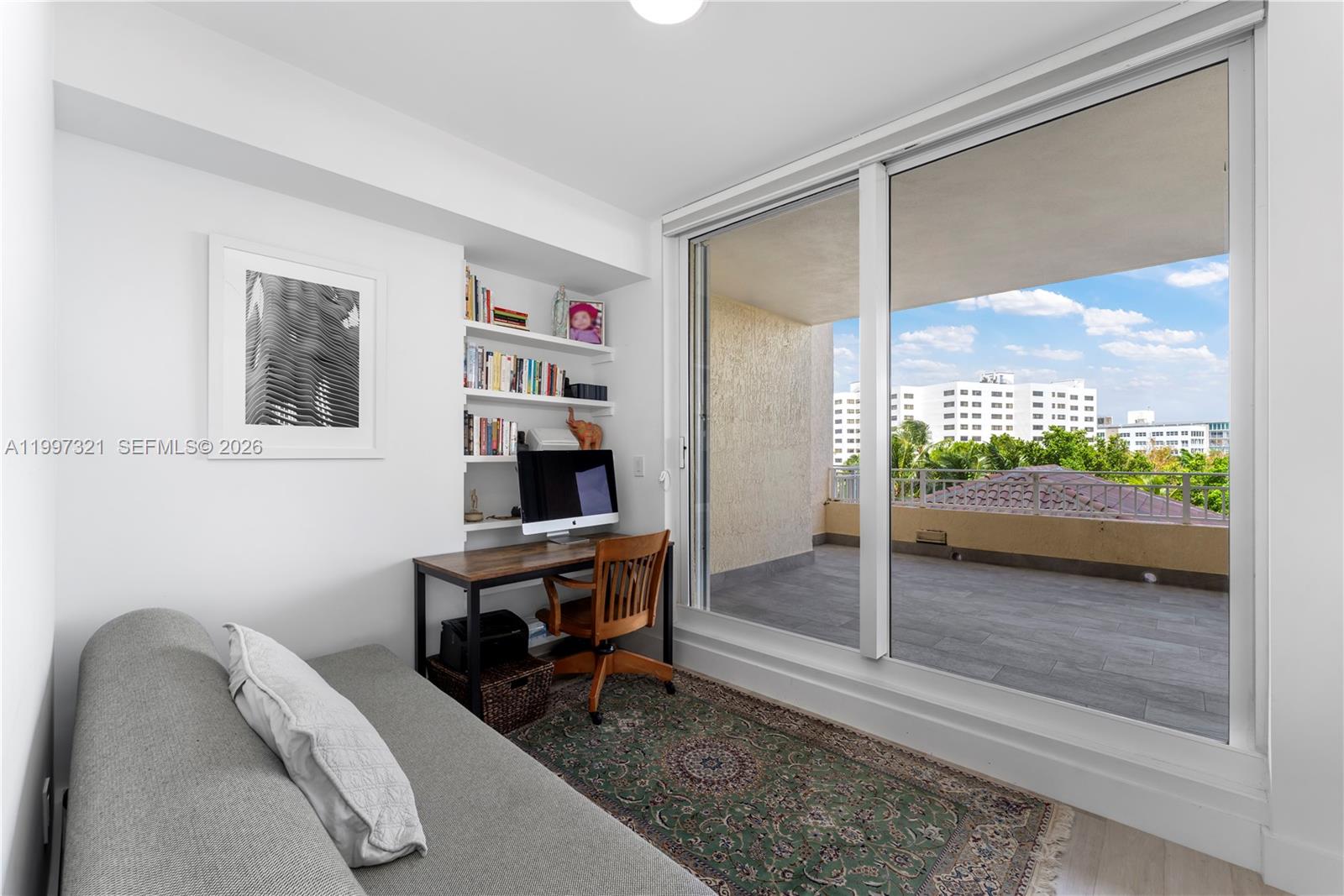 791 Crandon Blvd # 405