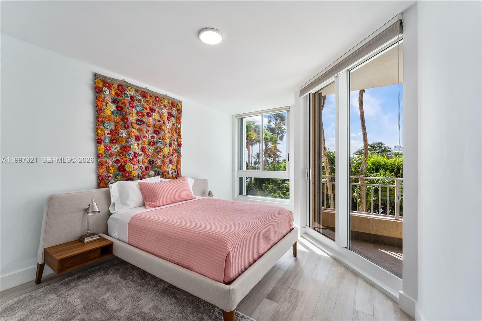 791 Crandon Blvd # 405