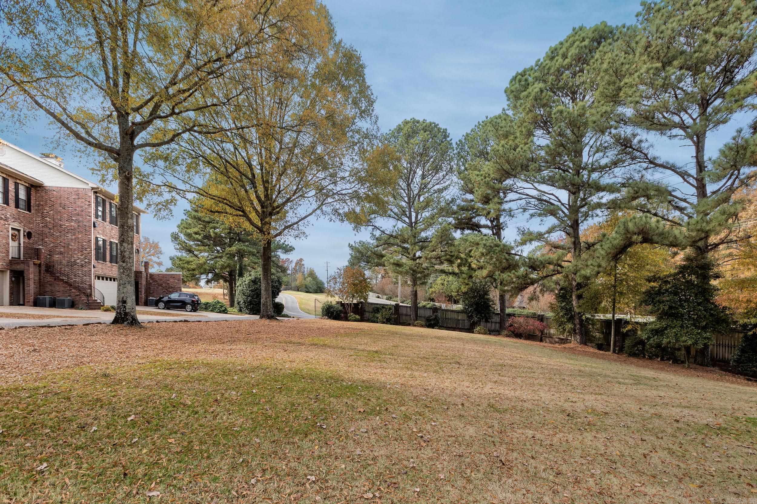 000 Essex Drive