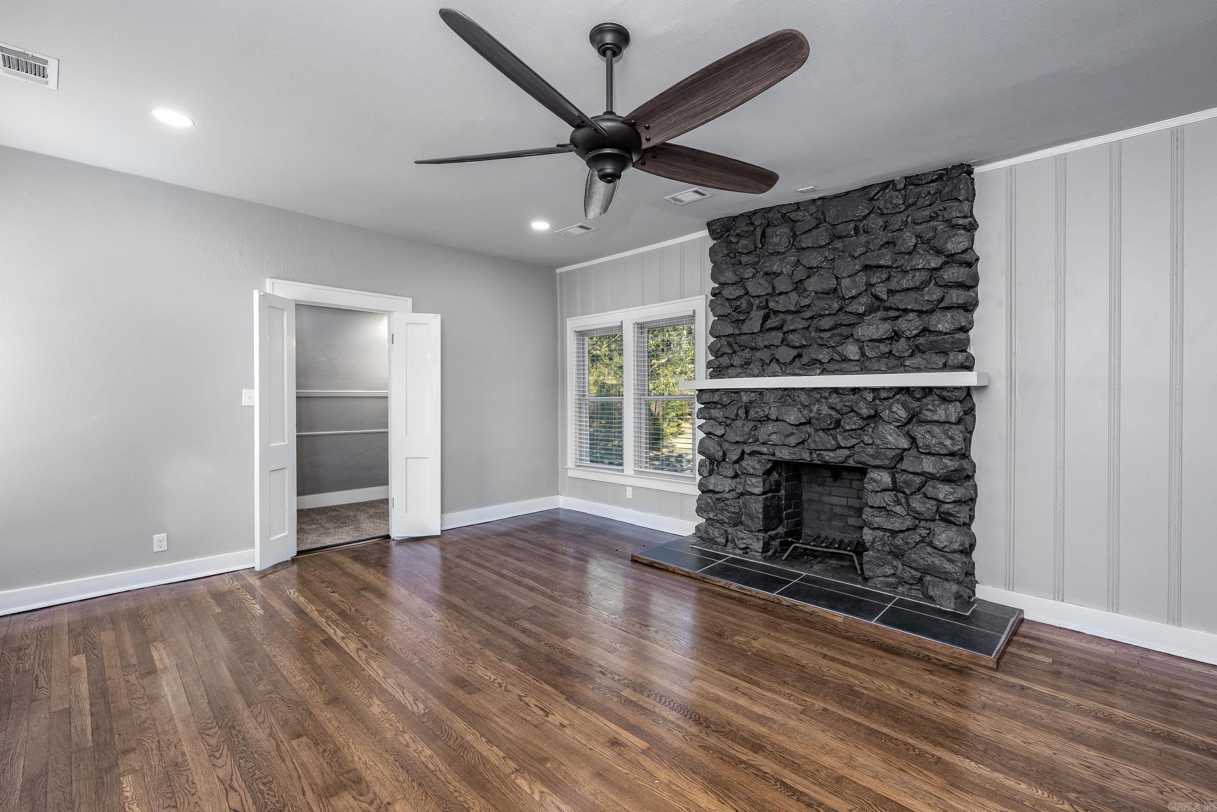 4001 Cedar Hill Road