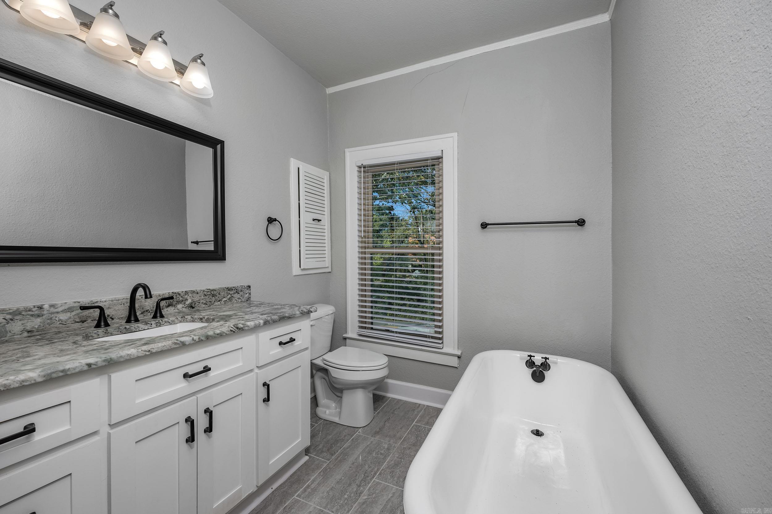 4001 Cedar Hill Road