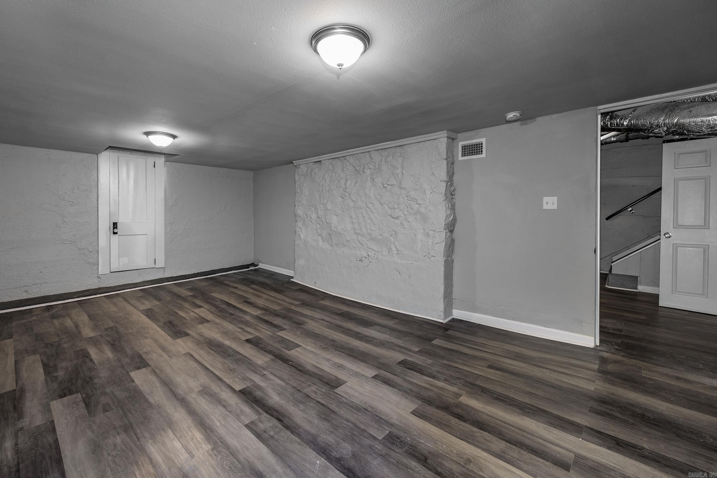 4001 Cedar Hill Road