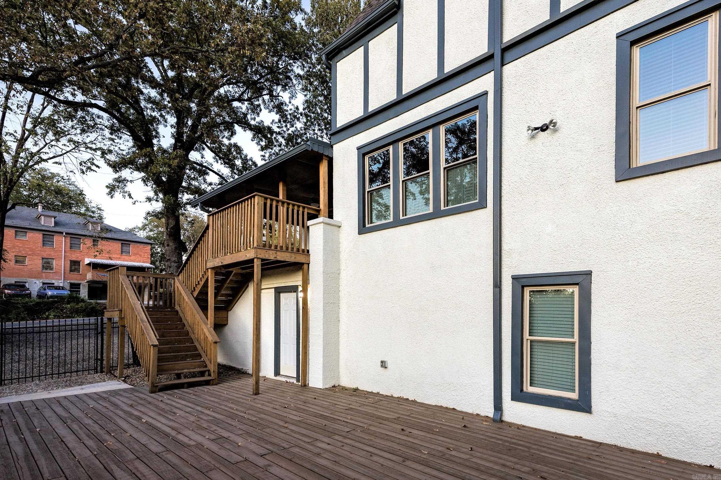 4001 Cedar Hill Road