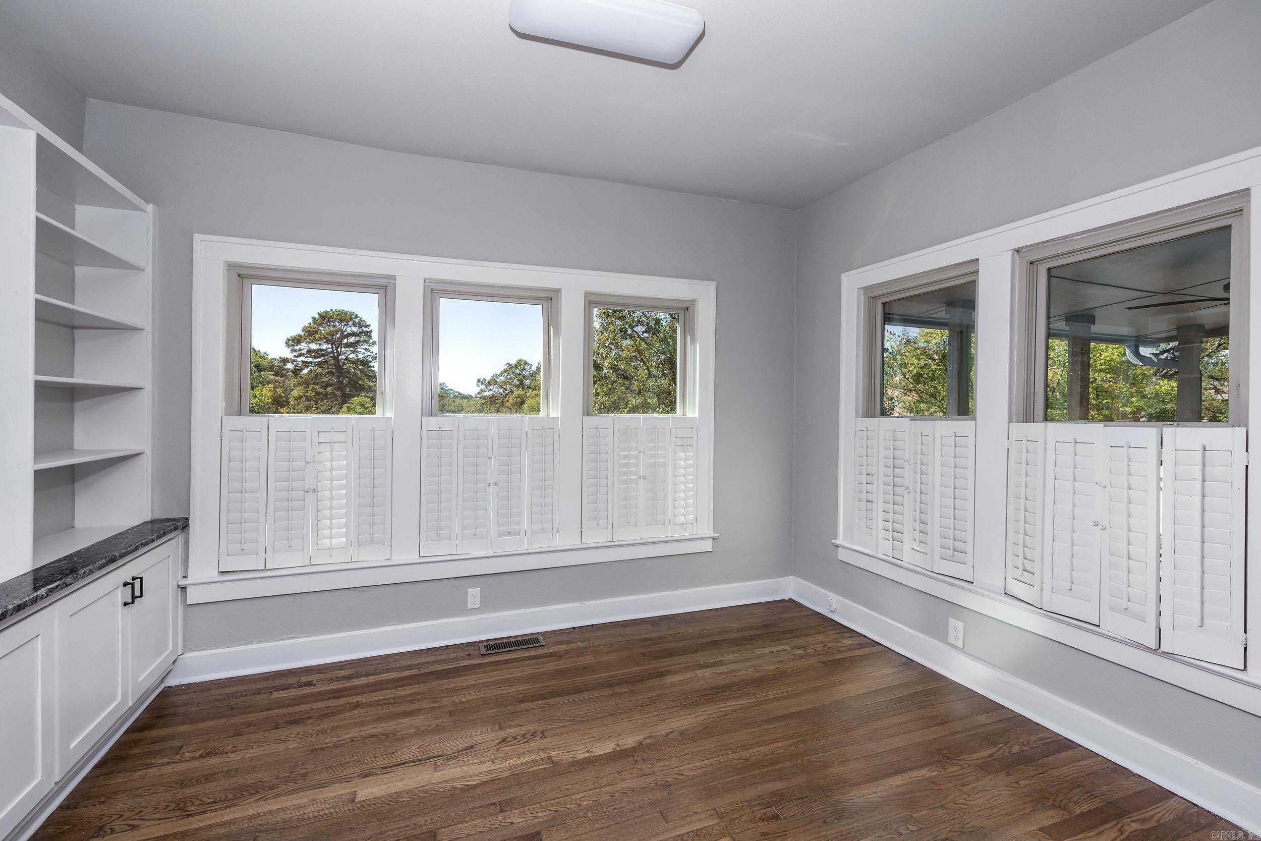 4001 Cedar Hill Road