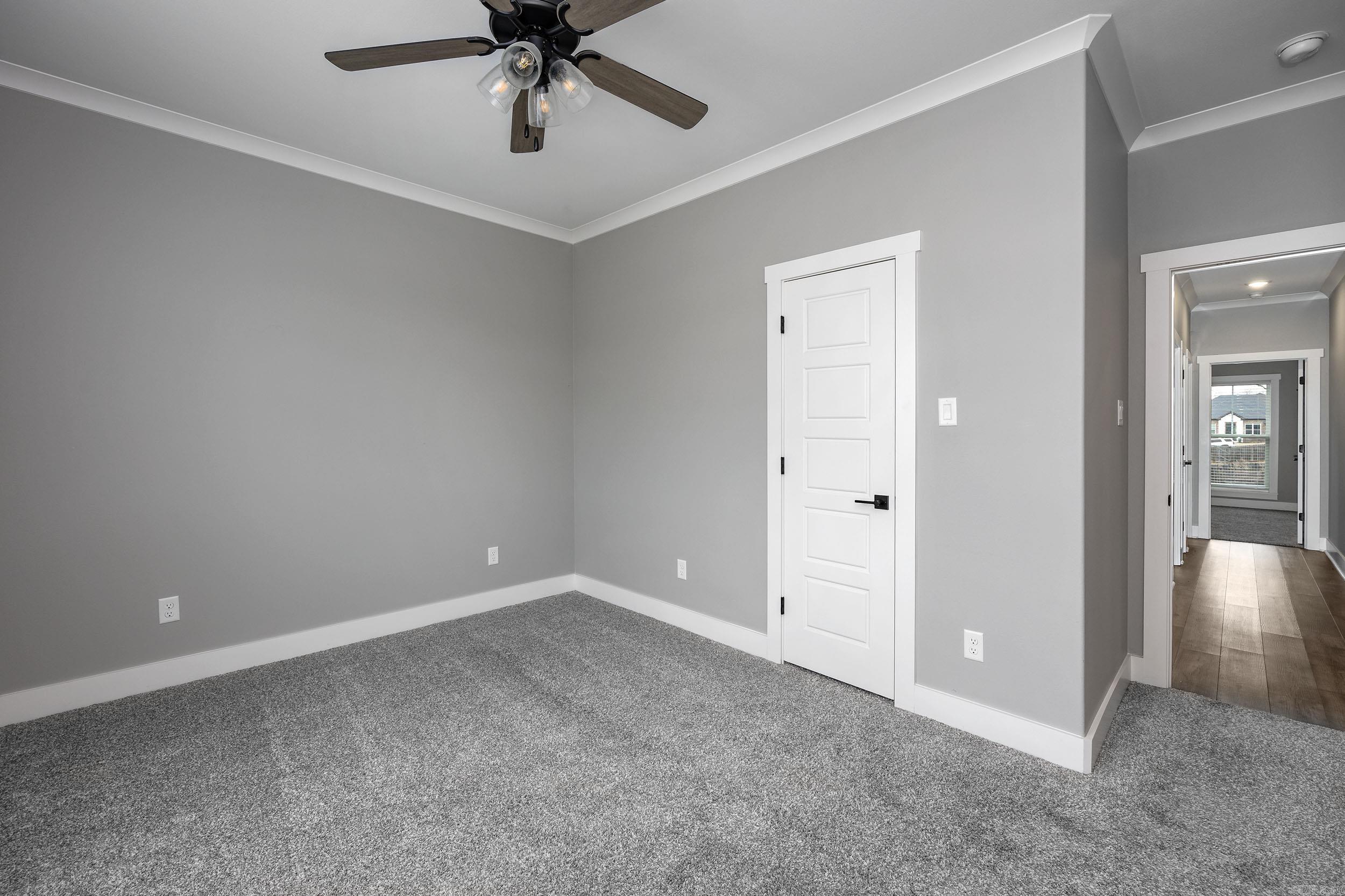 1809 Creekview Drive