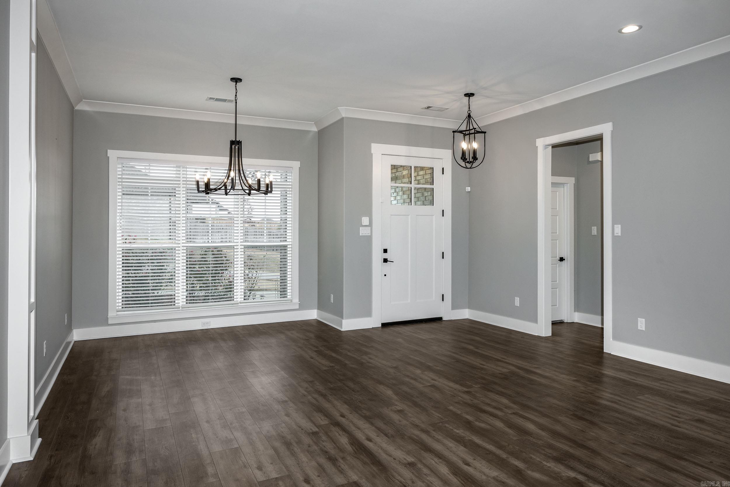 1809 Creekview Drive