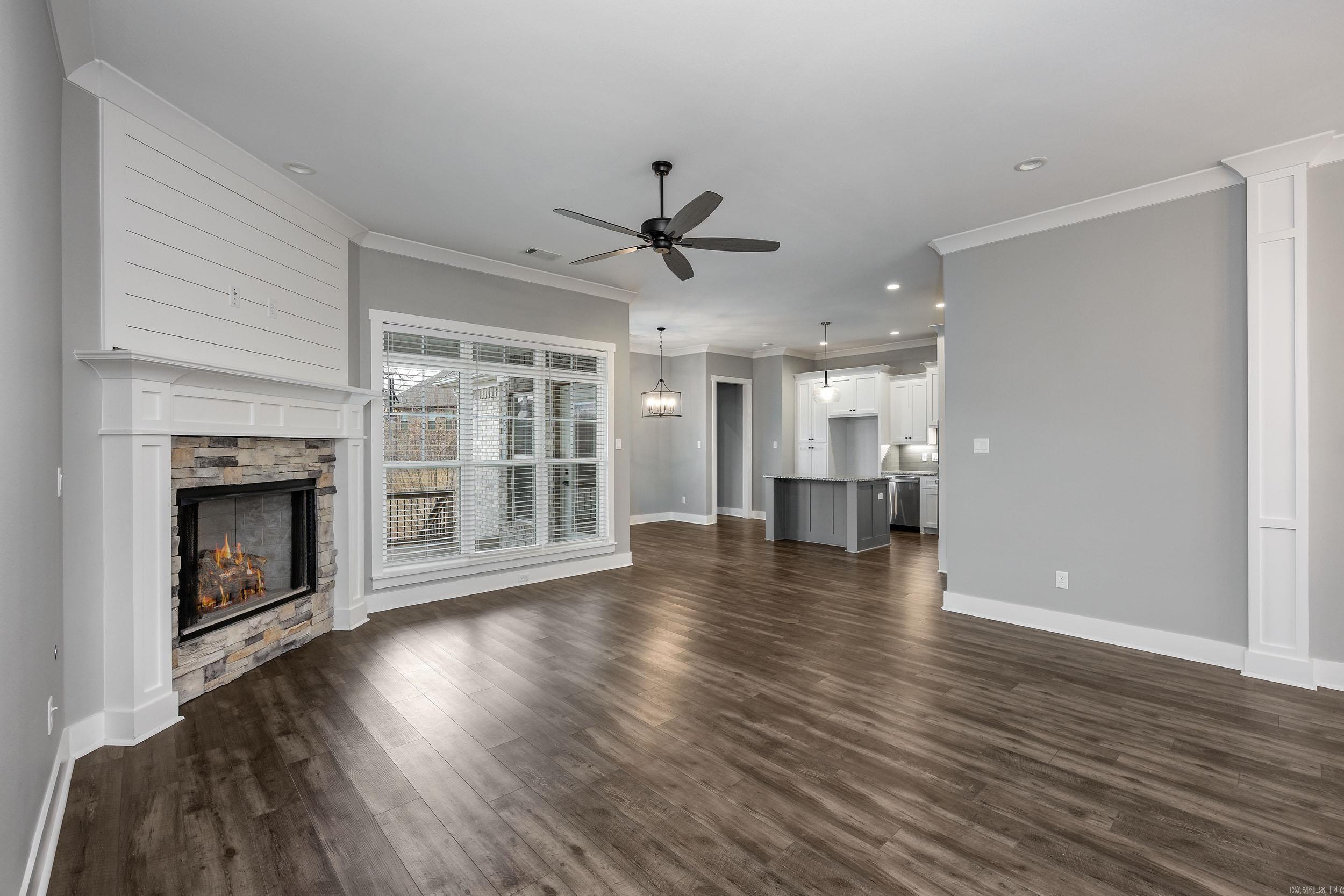 1809 Creekview Drive