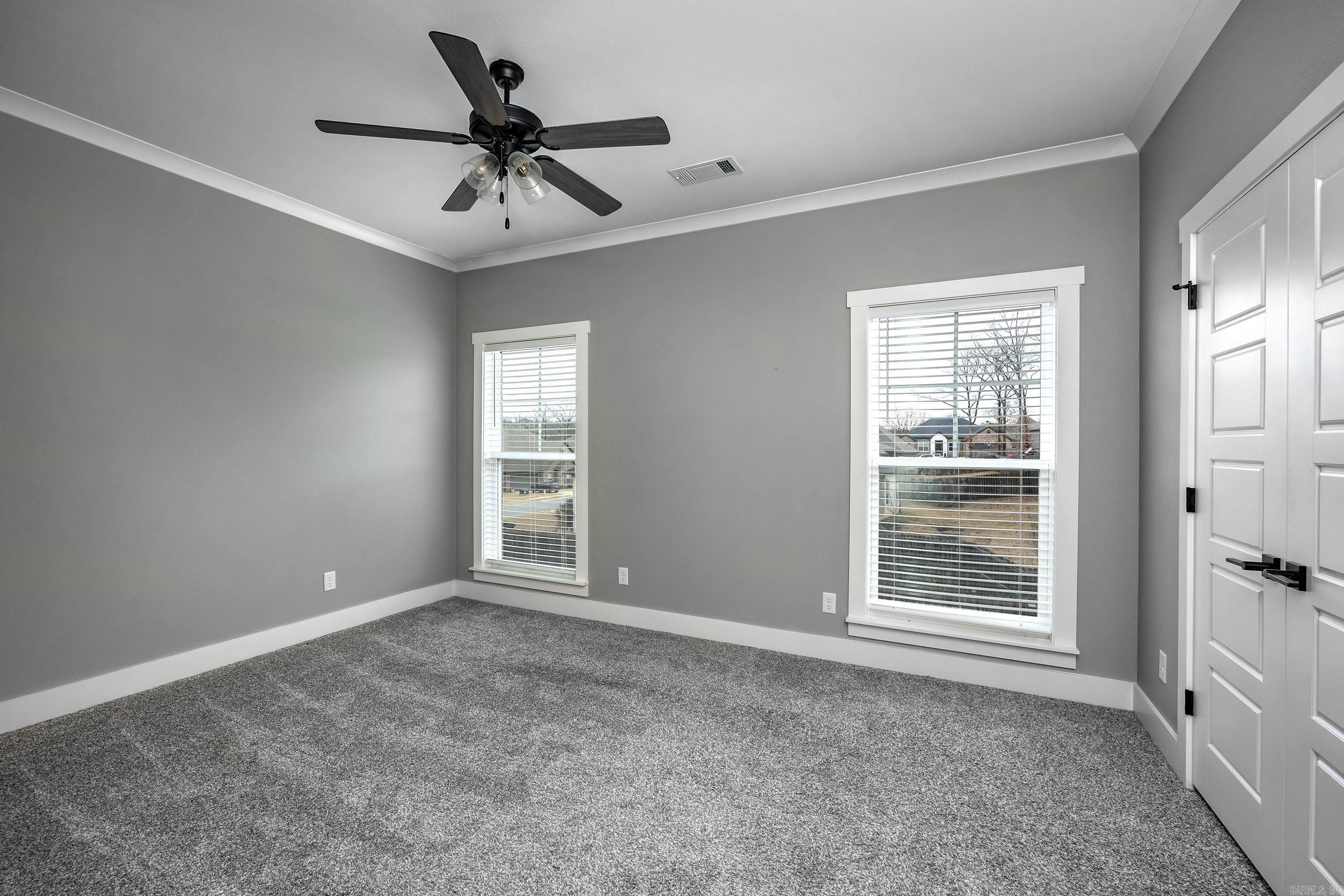 1809 Creekview Drive