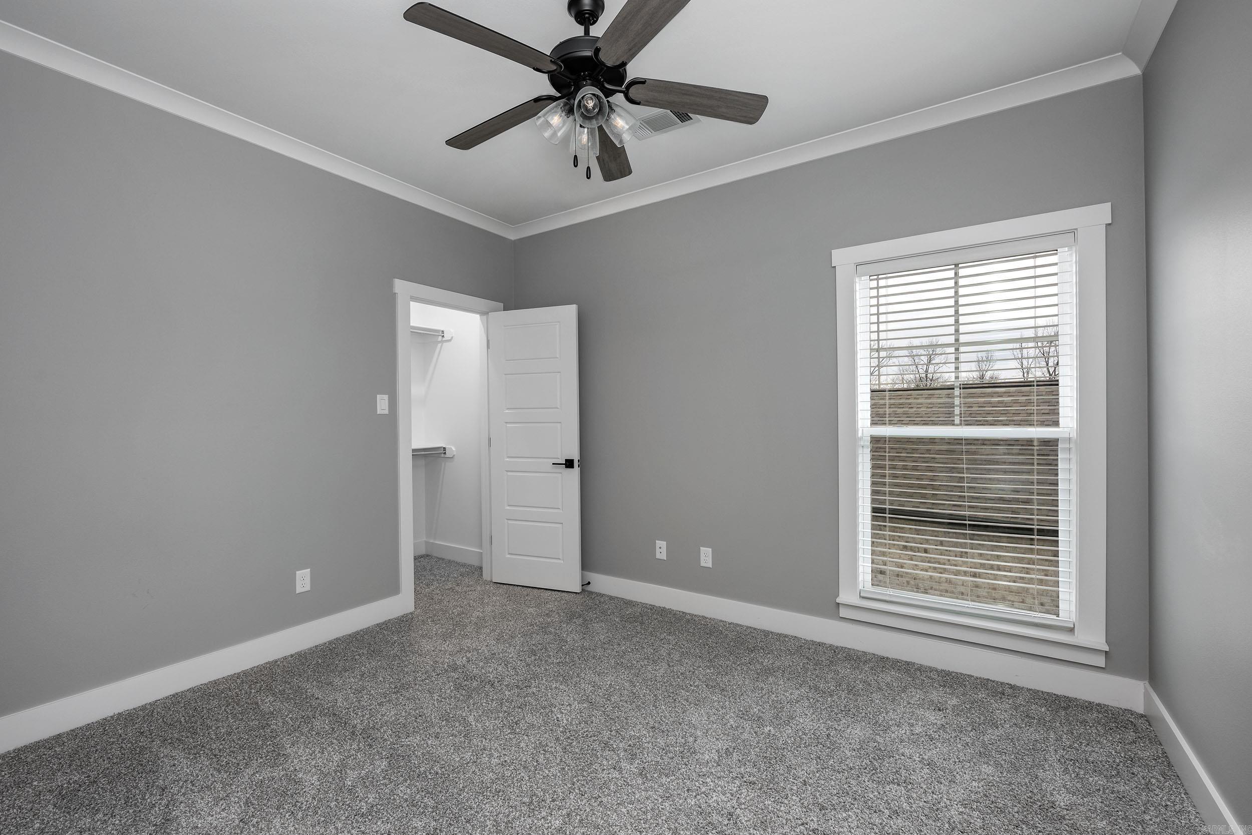 1809 Creekview Drive