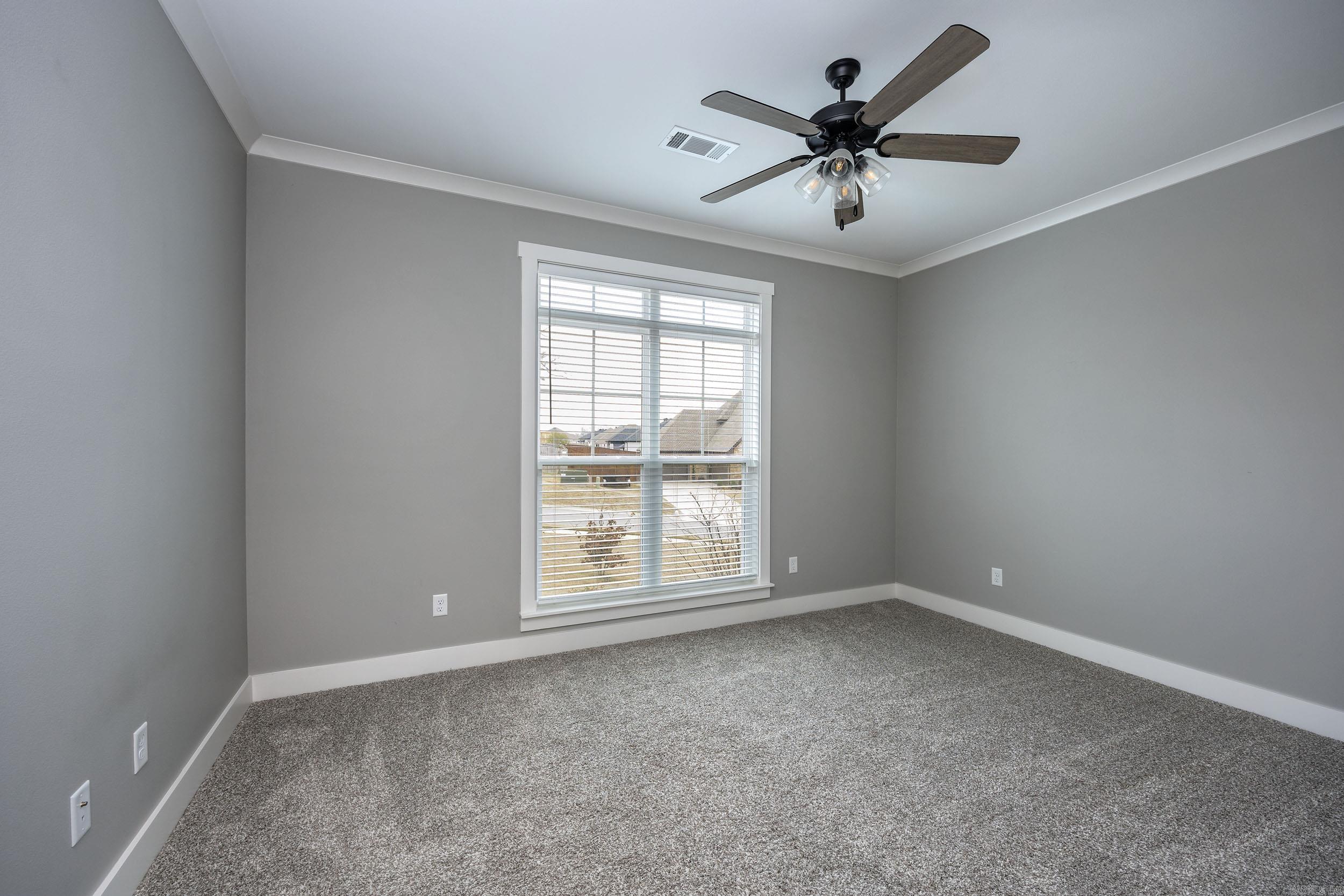 1809 Creekview Drive