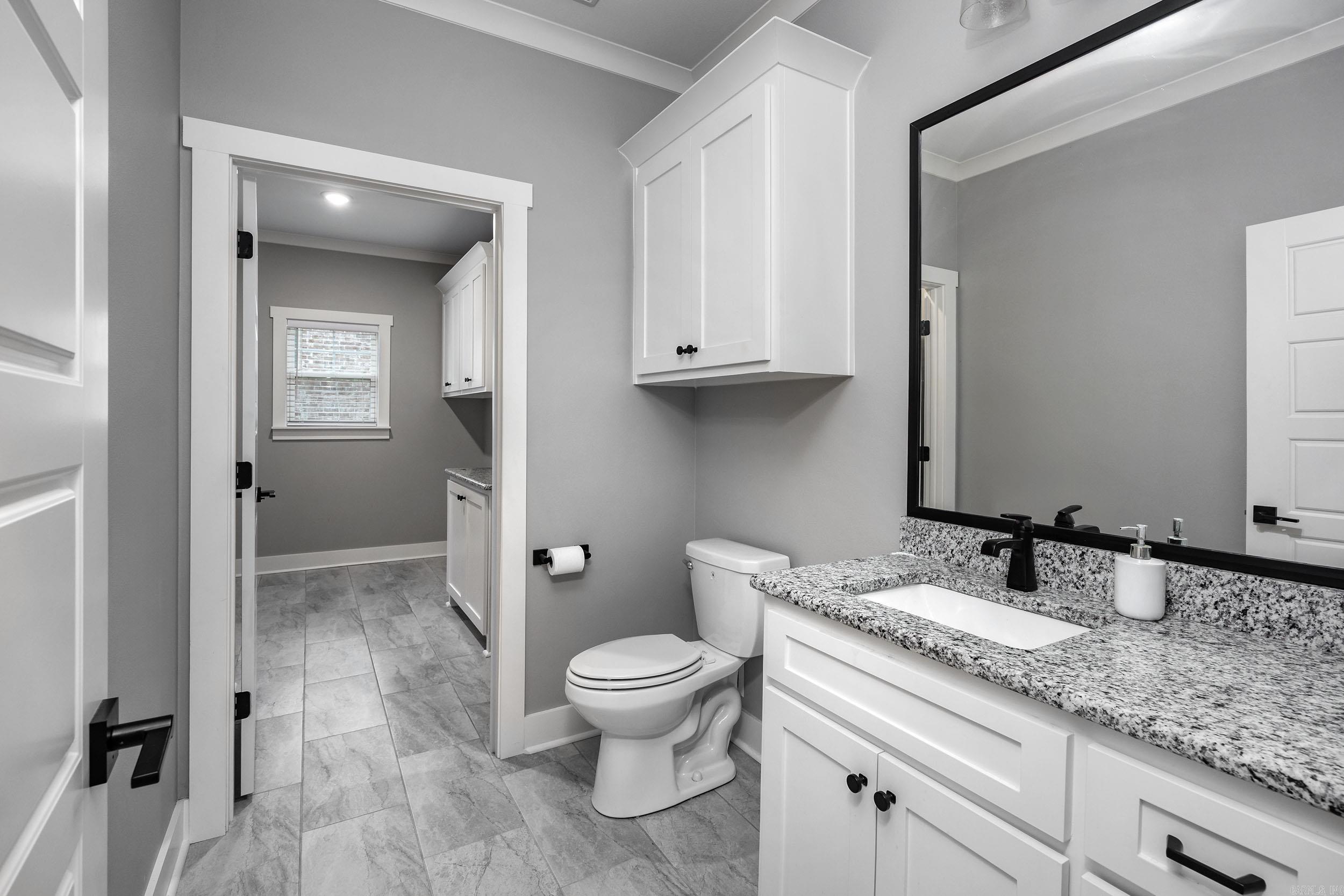 1809 Creekview Drive