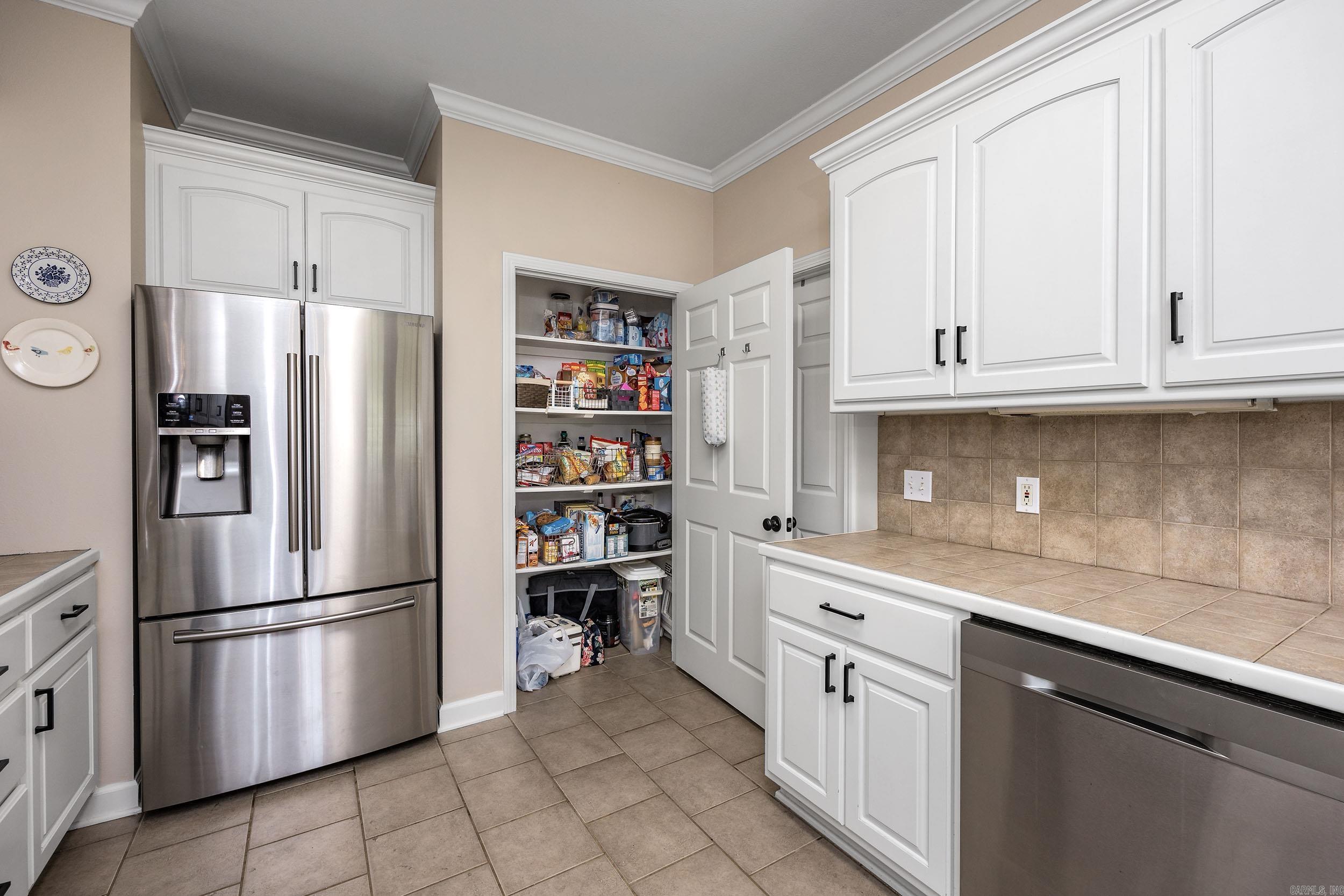 3914 Wildflower Lane