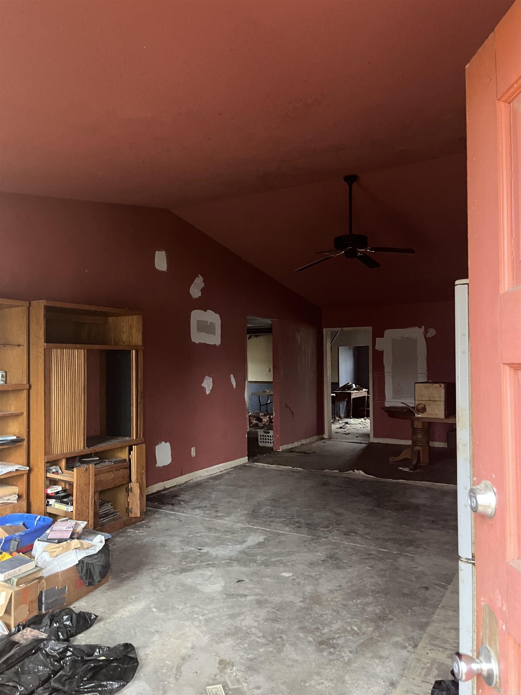 4 Sallisaw Circle