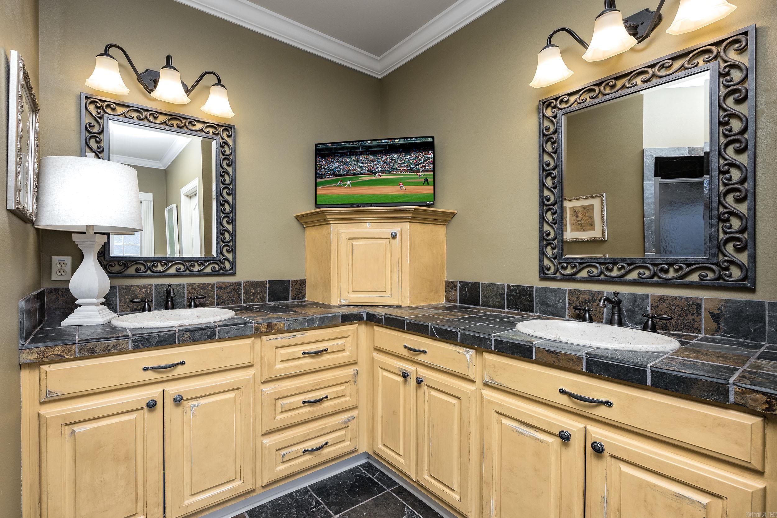 6 Wellington Parish Cove