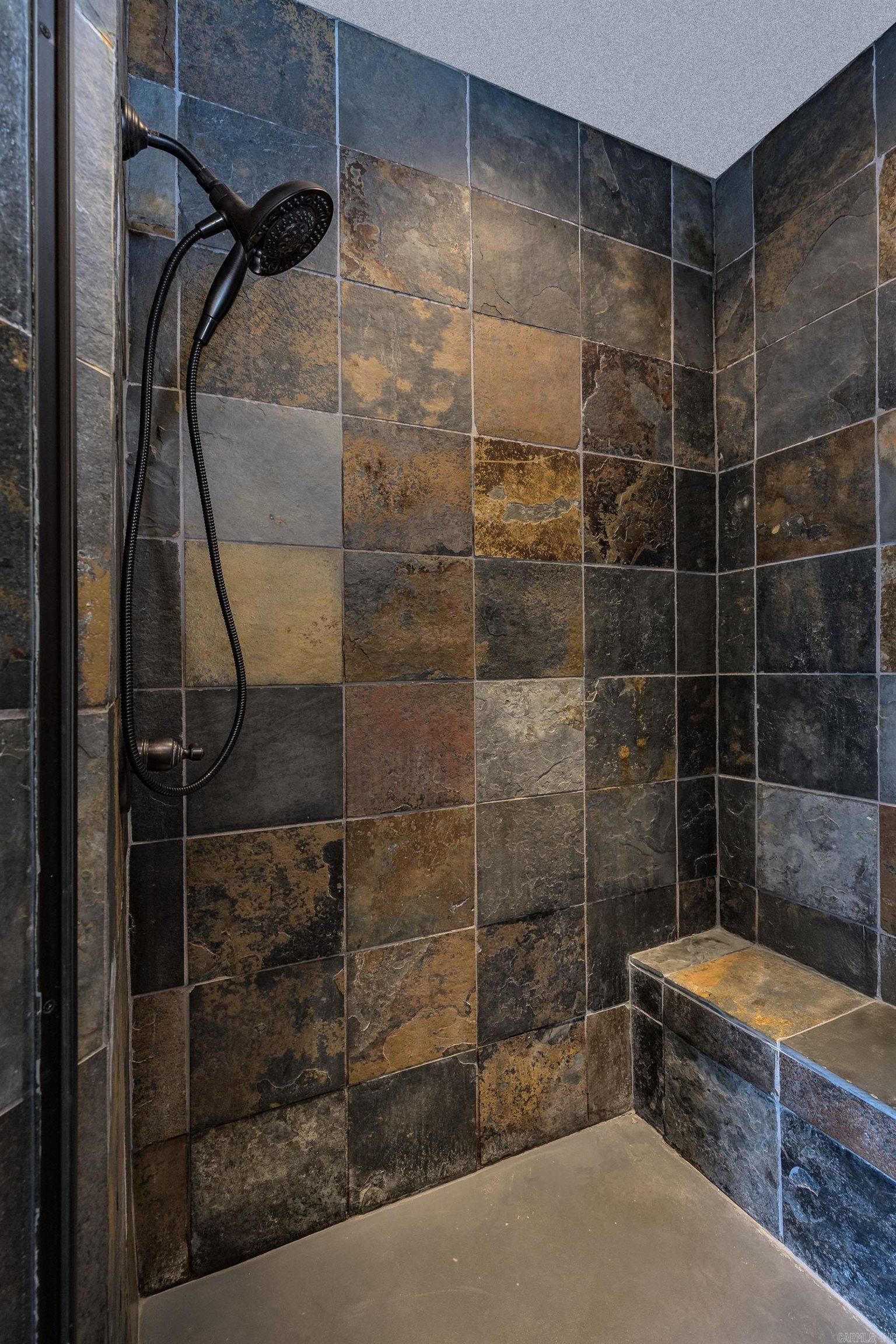 6 Wellington Parish Cove