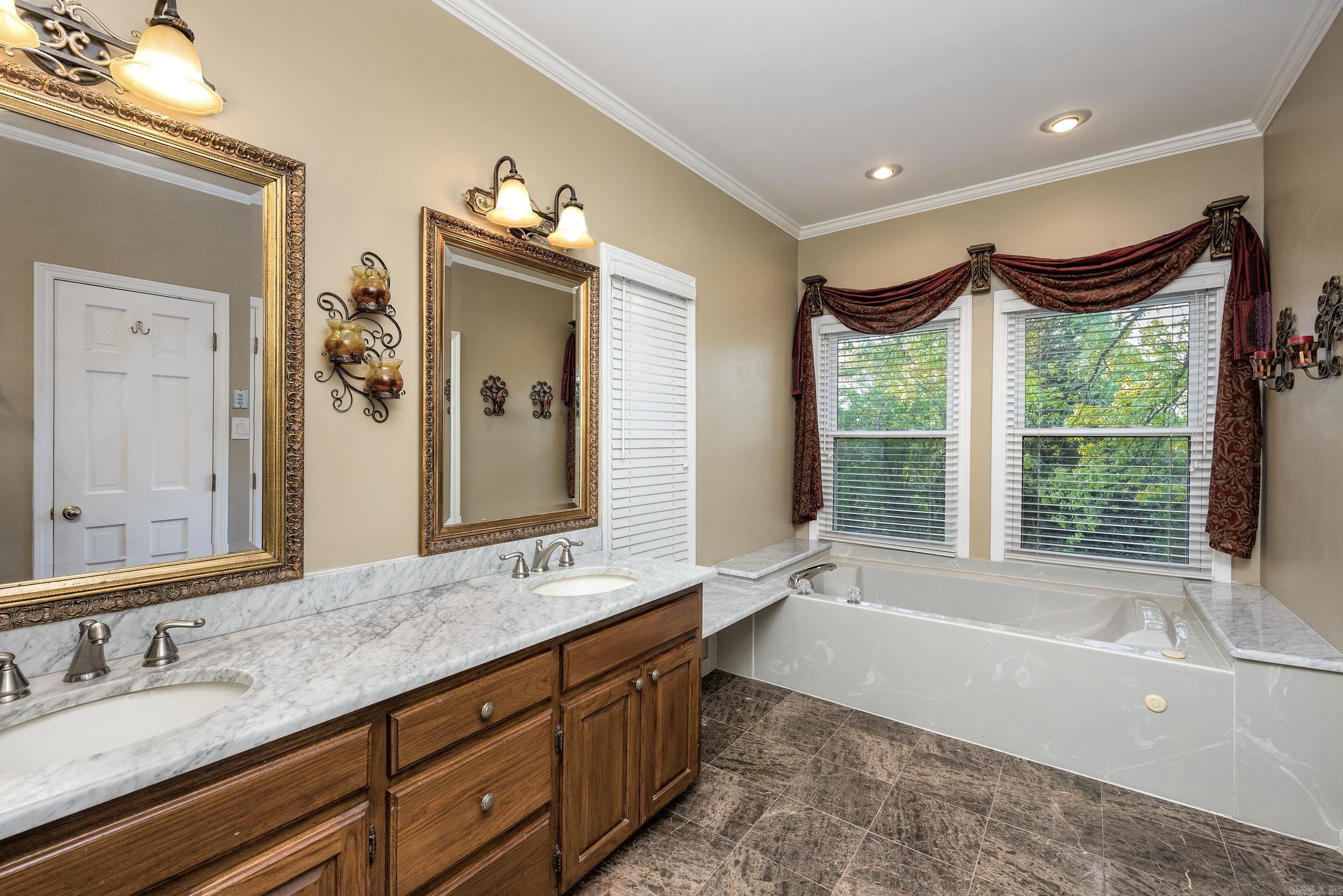 1505 Hillsborough Lane