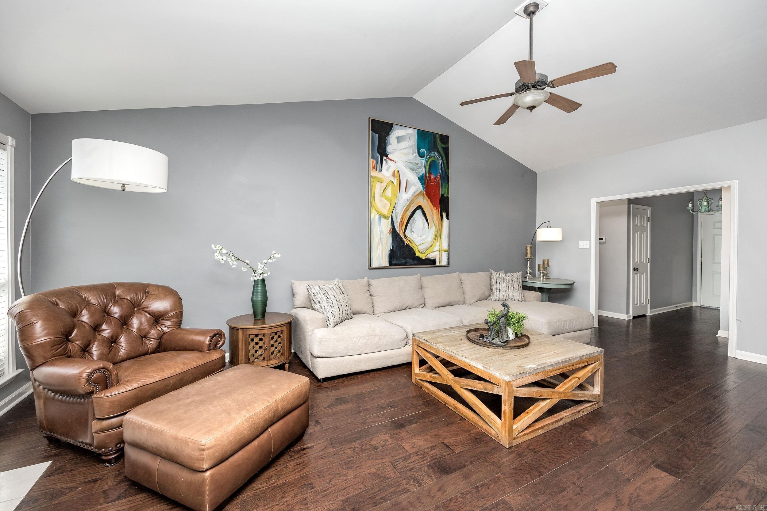 6502 Countrywood Cove