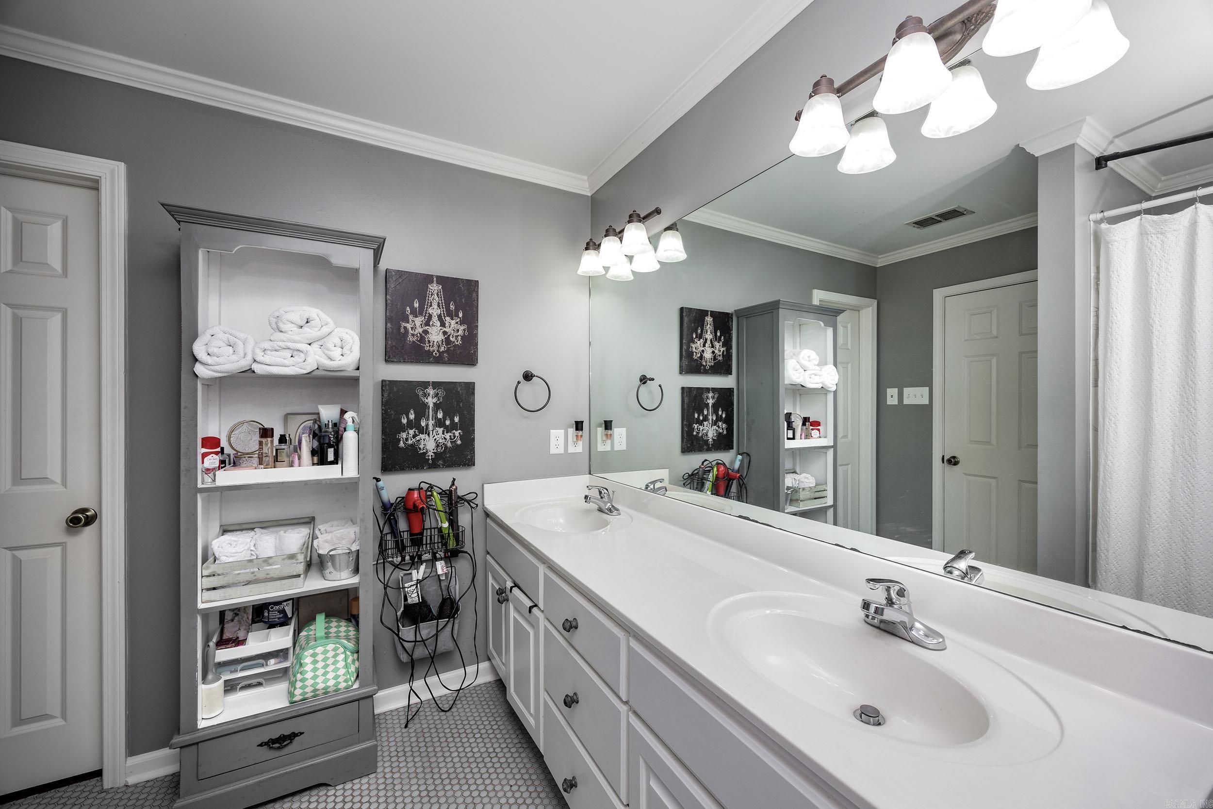 6502 Countrywood Cove