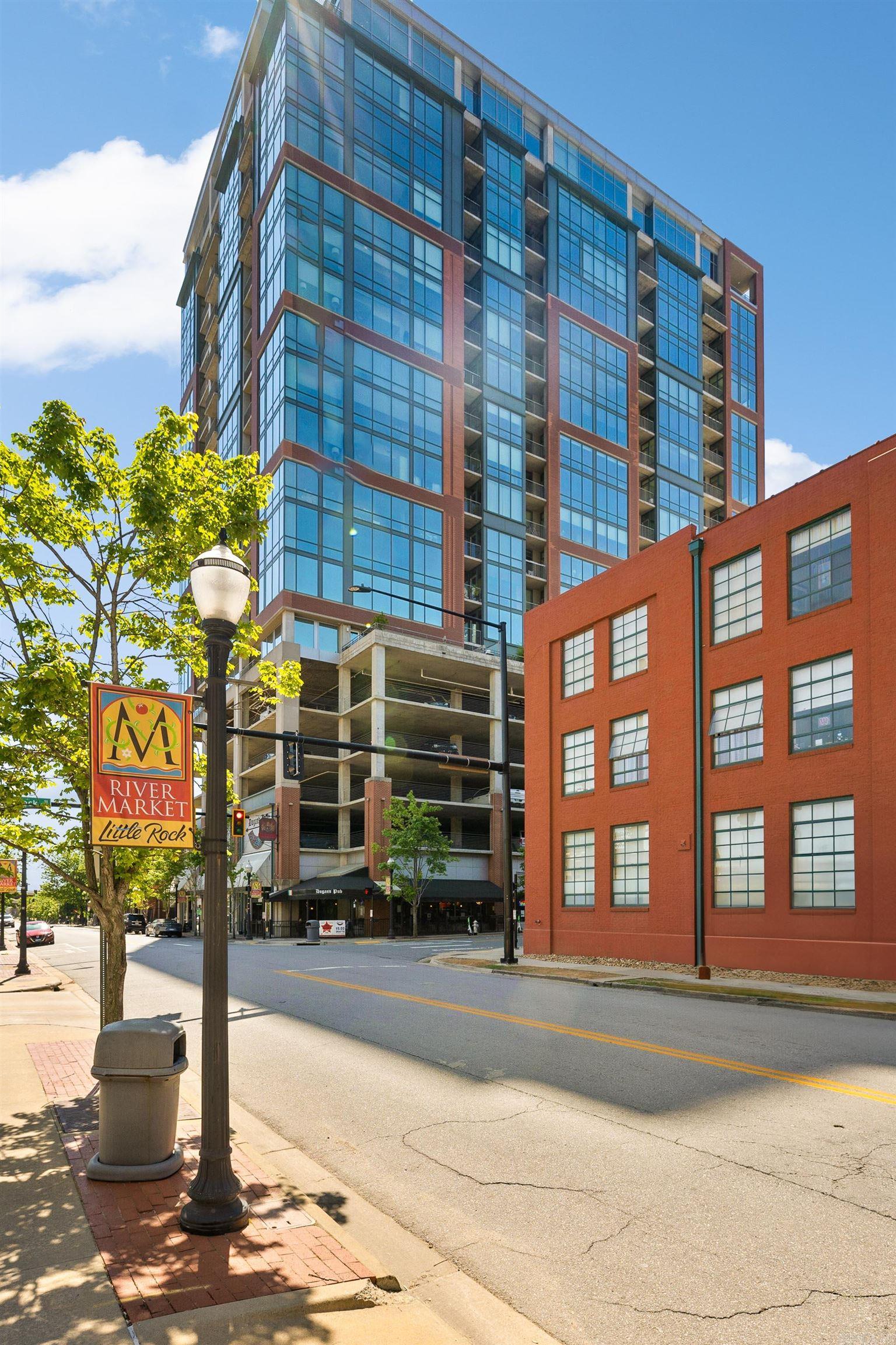 315 Rock Street Unit: 611