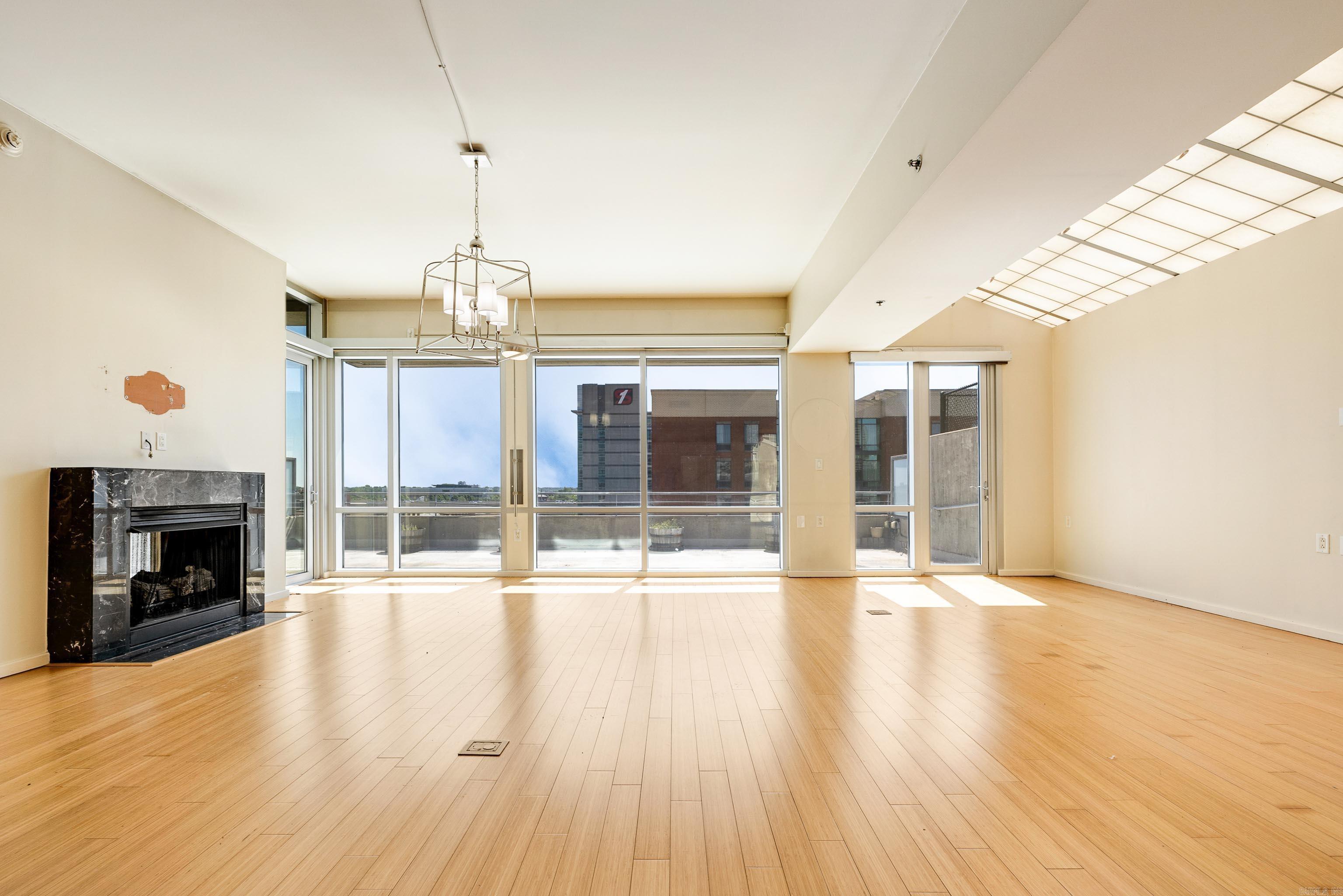 315 Rock Street Unit: 611